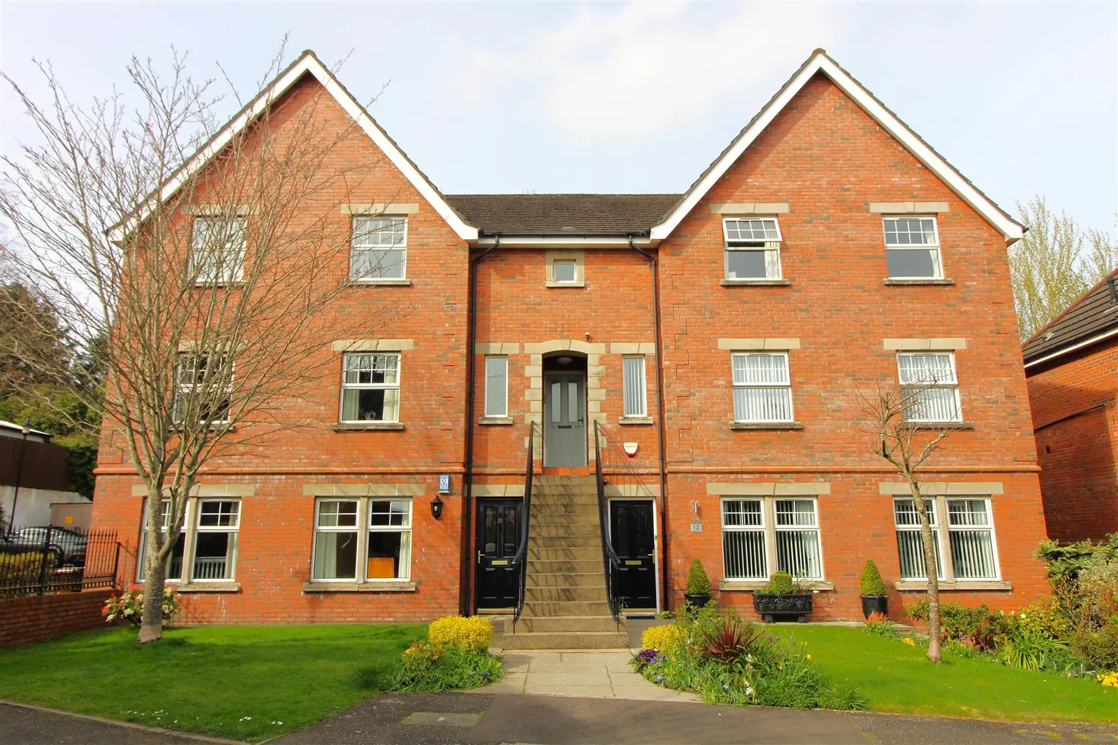 2 bedroom apartment to rent at 10 Ben Eden Green Belfast BT15 4GU