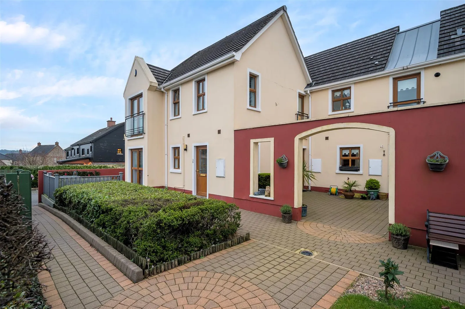 2 bedroom townhouse to rent at 18 Craiglands Drive Newtownabbey BT36 5FQ