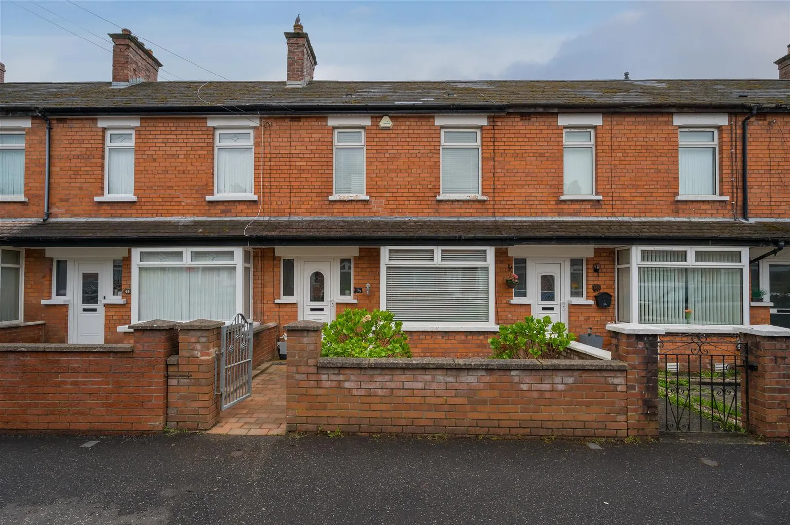3 bedroom terraced to rent at 70 Wheatfield Crescent Belfast BT14 7HT