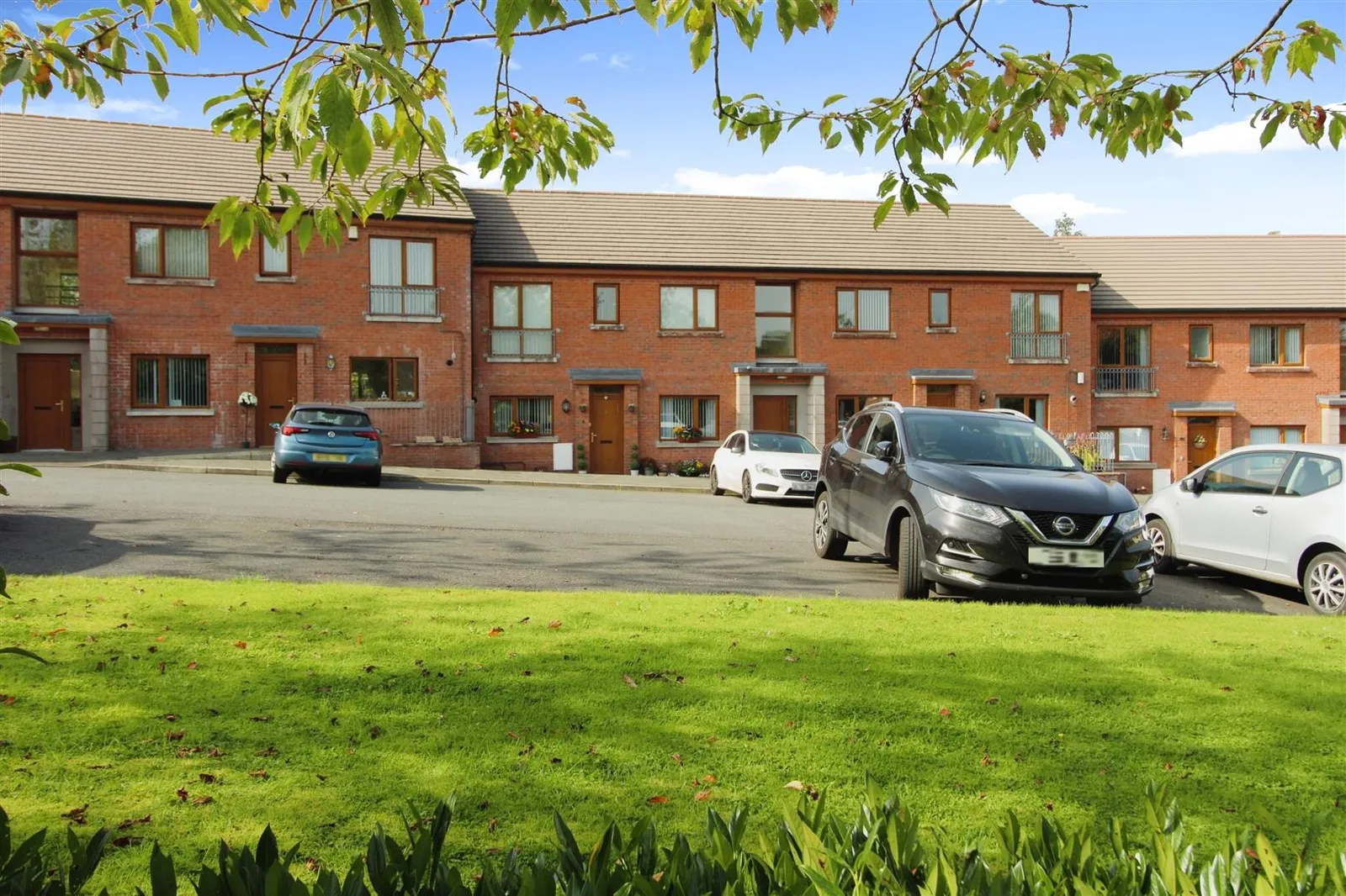 2 bedroom apartment to rent at 12 Ashgrove Lodge Newtownabbey BT36 6WY