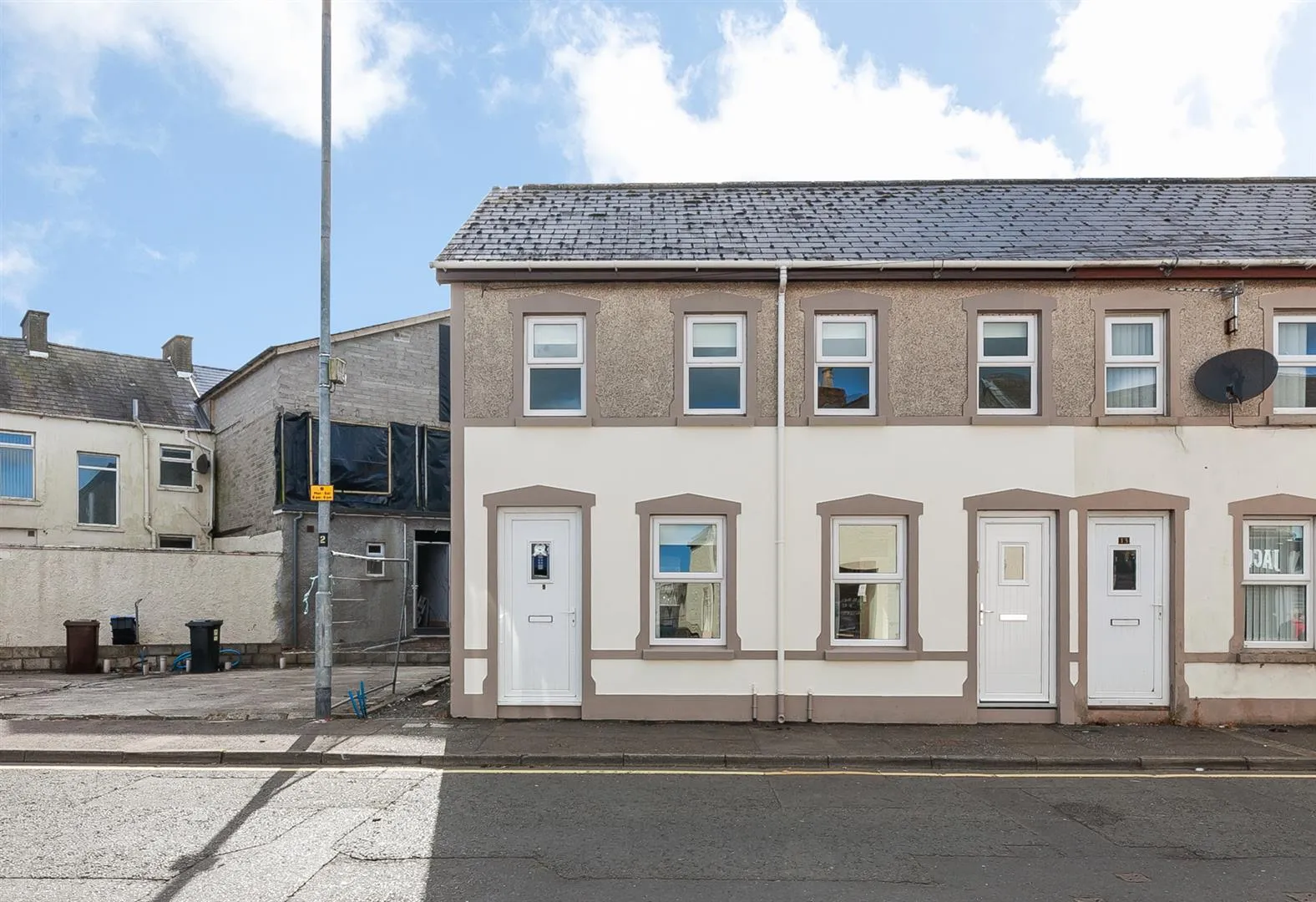 2 bedroom end terrace to rent at 9 Ballyeaston Road Ballyclare BT39 9BW
