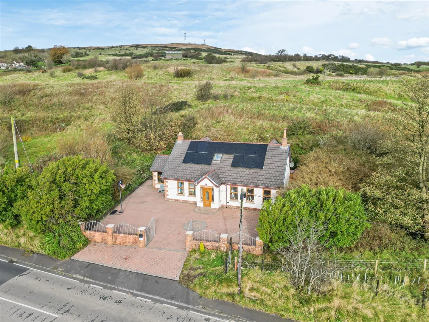 4 bedroom detached for sale at 1085 Crumlin Road Belfast BT14 8RX