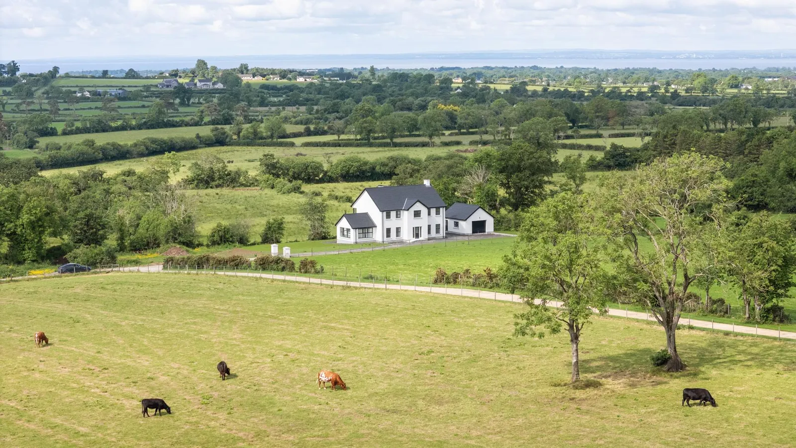 5 bedroom detached for sale at 26 Tullywest Road Crumlin BT29 4SP