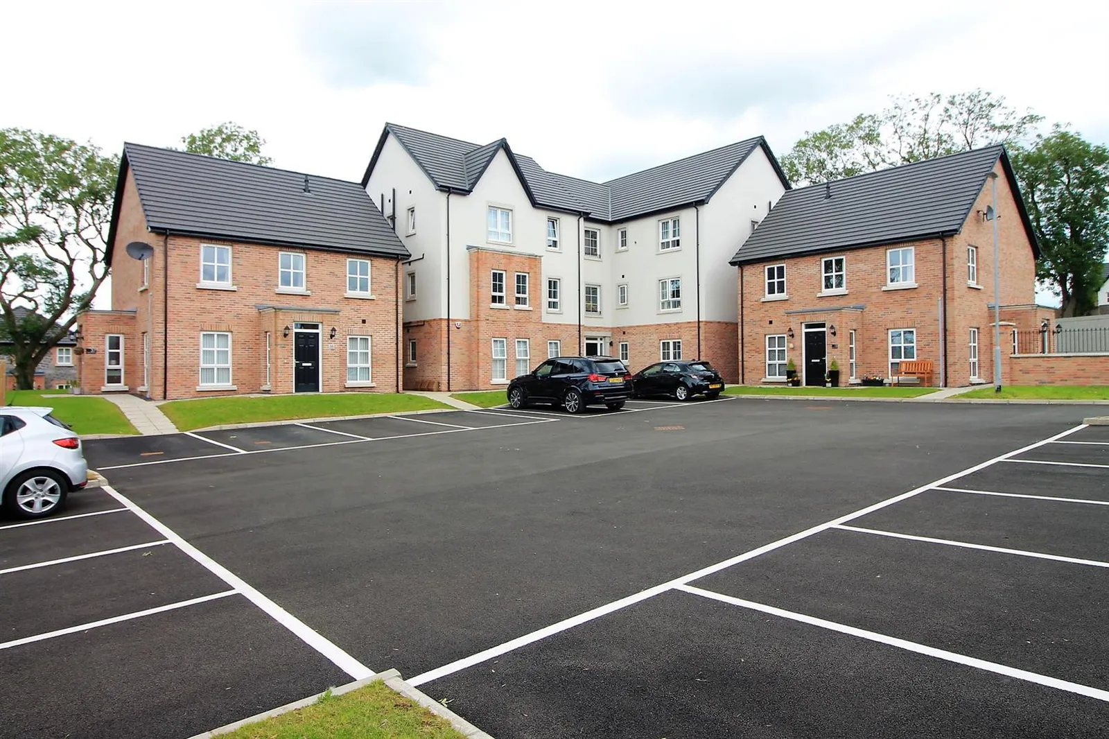 2 bedroom apartment to rent at 17 Ballyveigh Gardens Antrim BT41 2FH