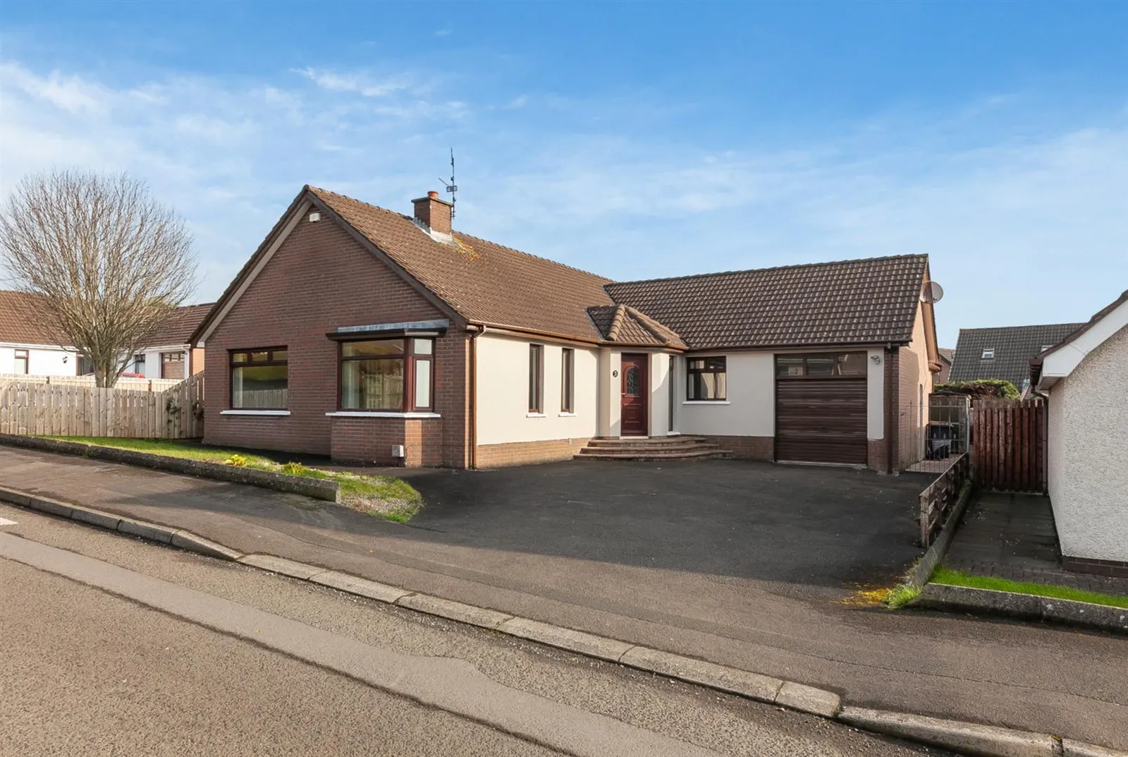 4 bedroom detached to rent at 19 Regent Avenue Carrickfergus BT38 7TY