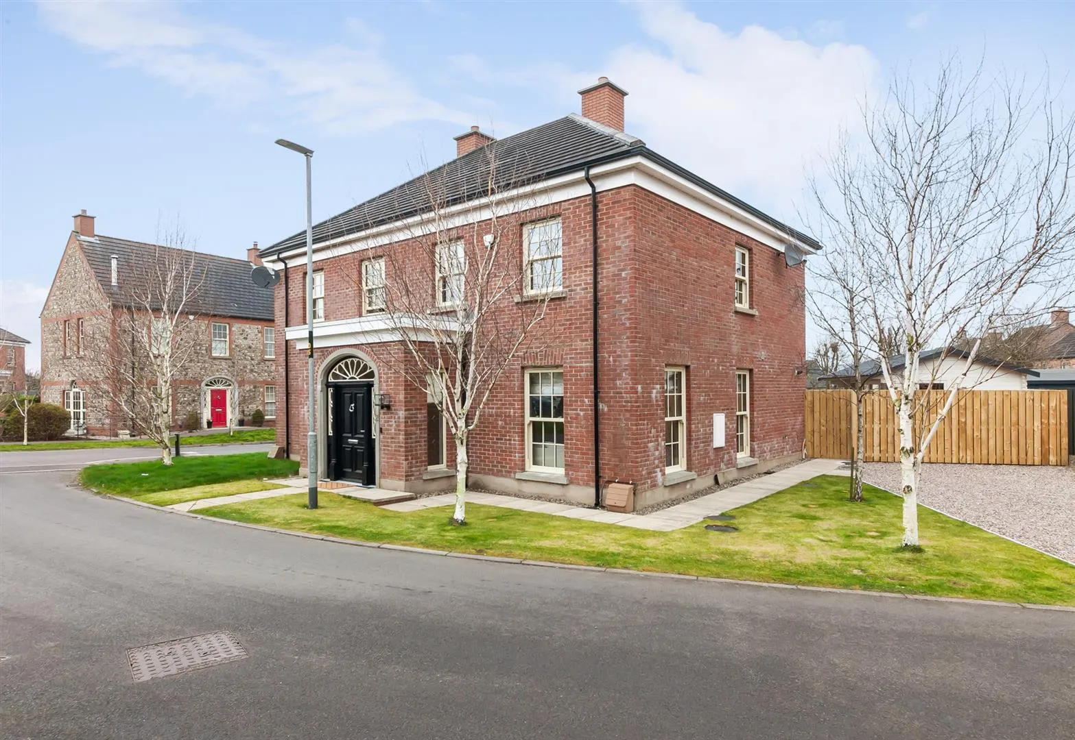 3 bedroom semi-detached to rent at 2 Glen Corr Drive Newtownabbey BT36 5QP