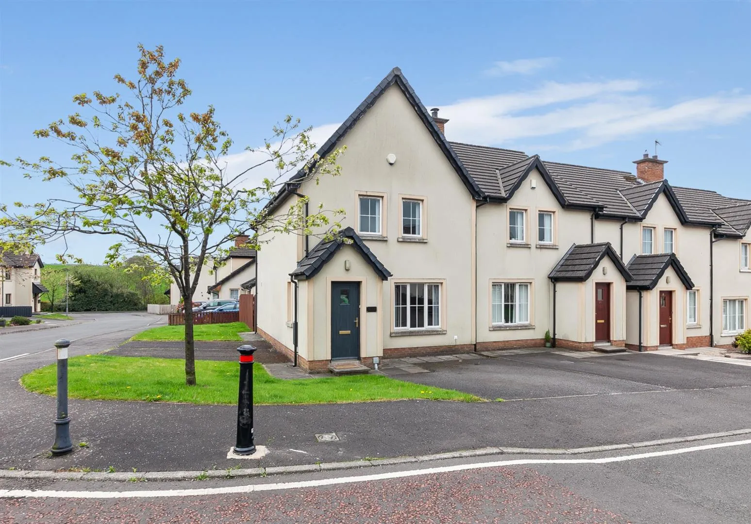 3 bedroom townhouse to rent at 25 Castlebrook Avenue Ballynure BT39 9GX