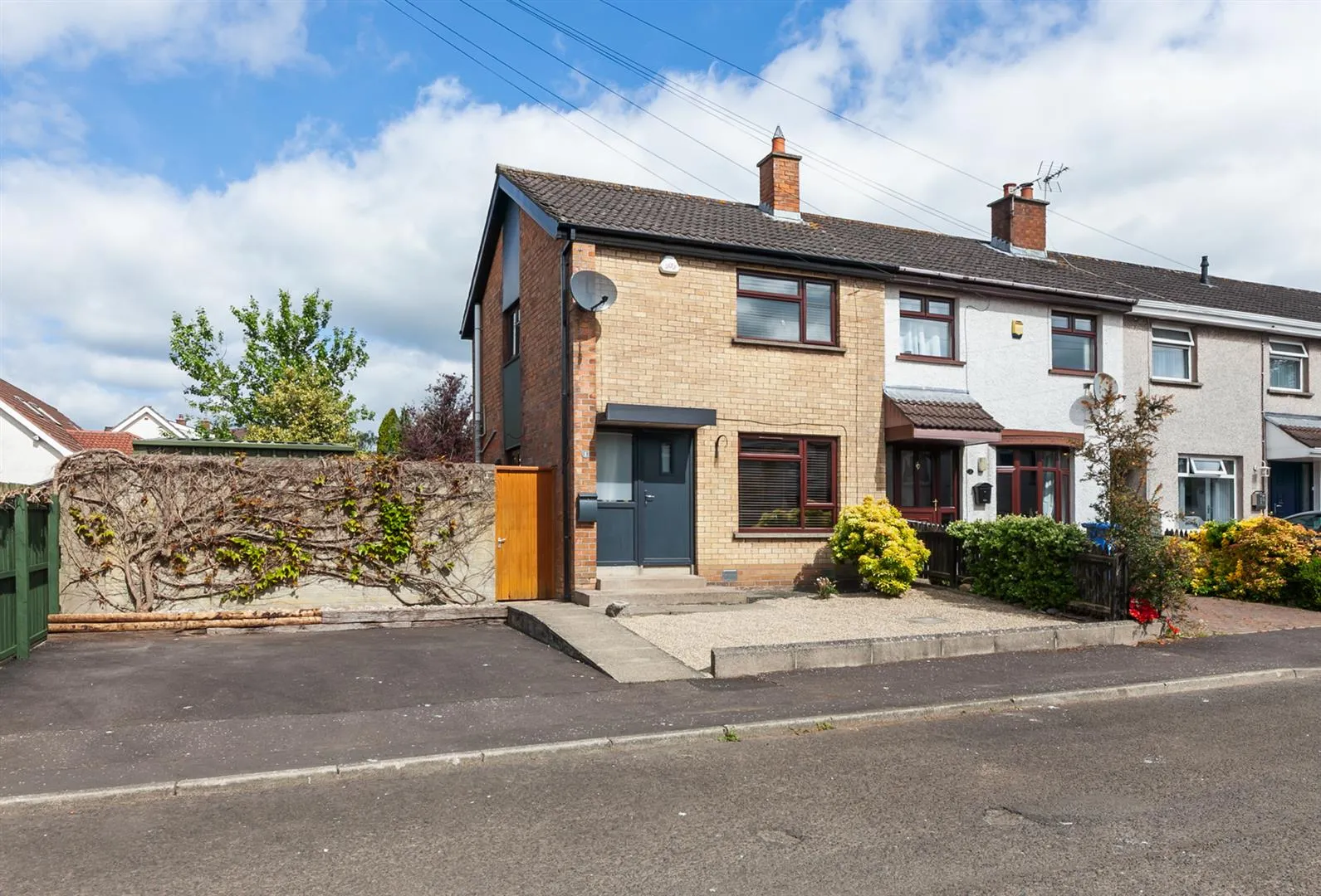 2 bedroom townhouse to rent at 1 Moyadam Park Parkgate BT39 0DZ