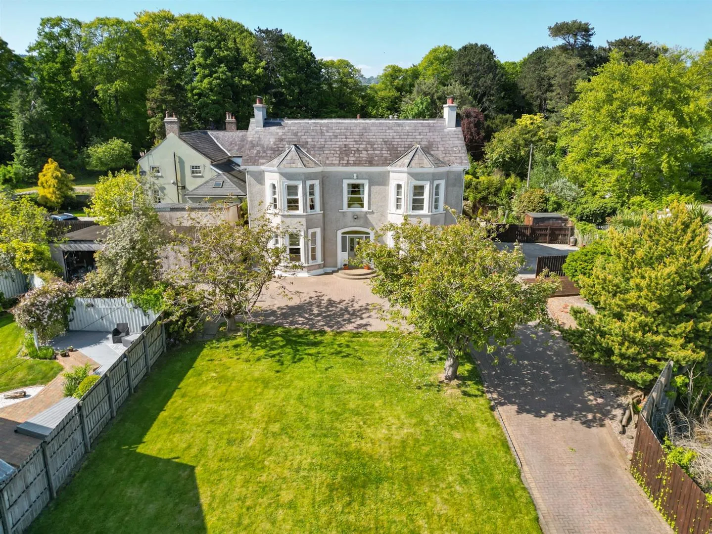 4 bedroom link detached for sale at 24 Woodburn Road Carrickfergus BT38 8PX