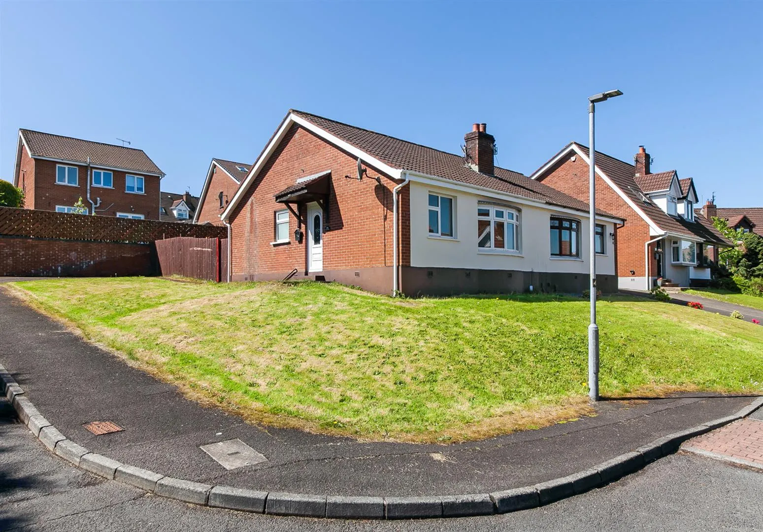 2 bedroom semi detached for sale at 25 Hollybrook Grove Newtownabbey BT36 4ZR