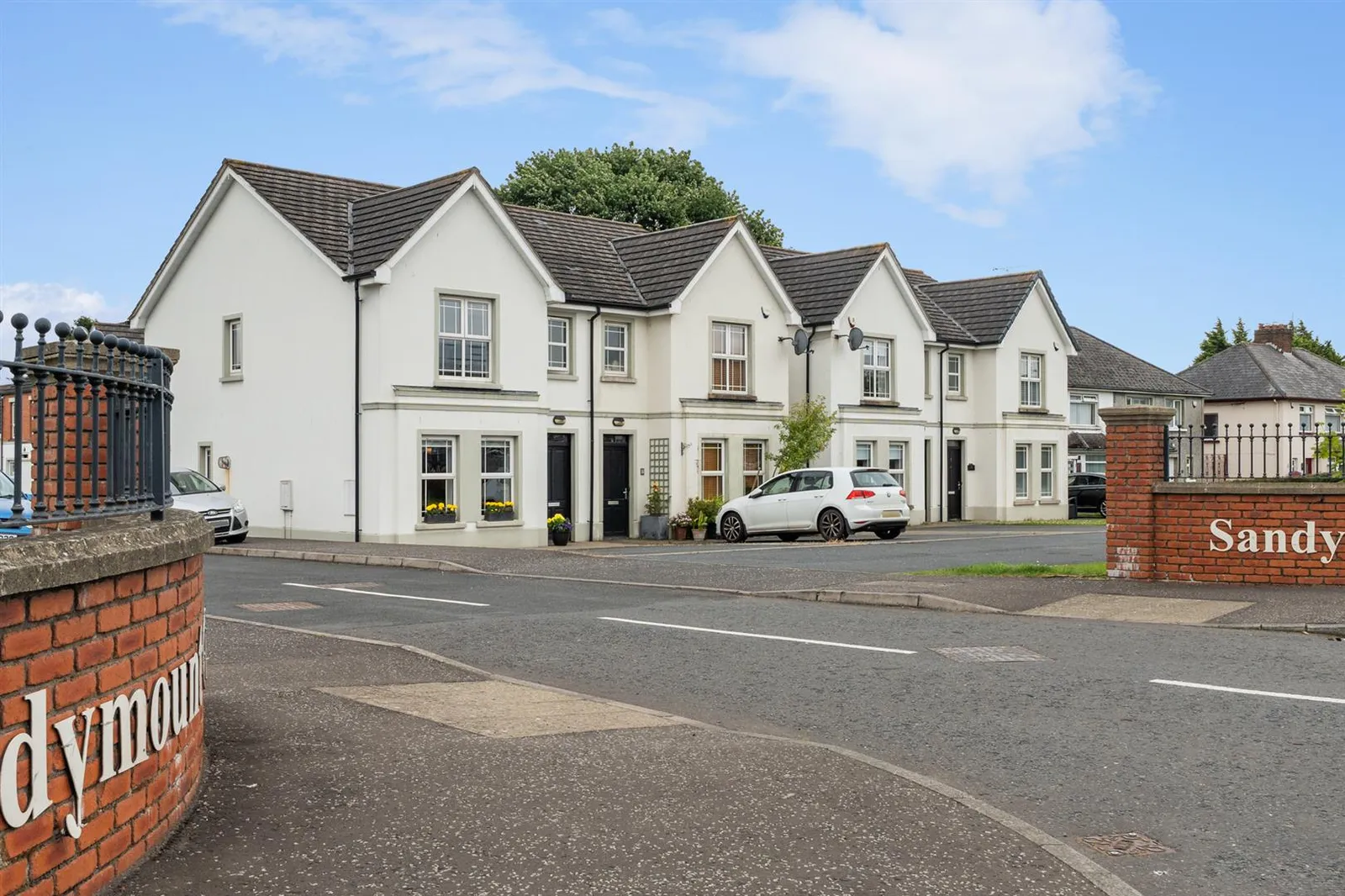 3 bedroom semi-detached for sale at 7 Sandymount Green Newtownabbey BT36 5FB
