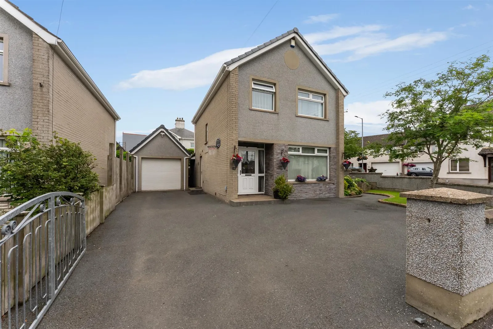3 bedroom detached for sale at 1 George Court Ballyclare BT39 9TL