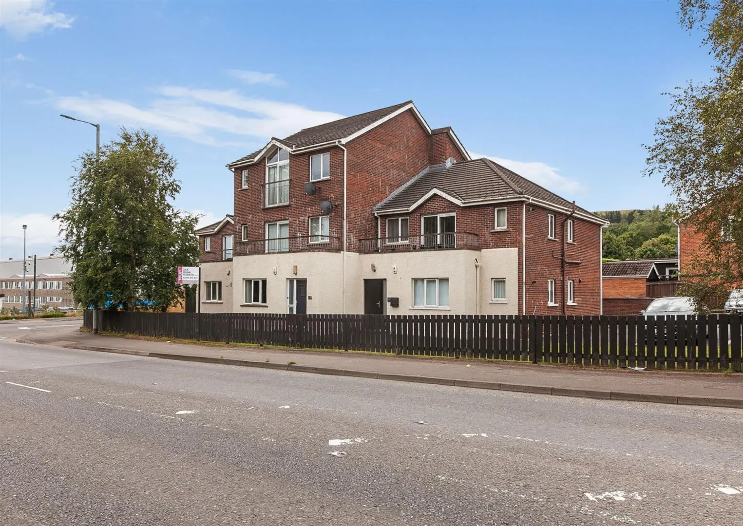 2 bedroom apartment to rent at 1b Braeview Apartments Newtownabbey BT36 6AR