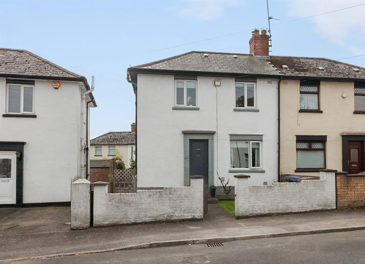 3 bedroom semi-detached for sale at 22 Graymount Crescent Newtownabbey BT36 7DZ