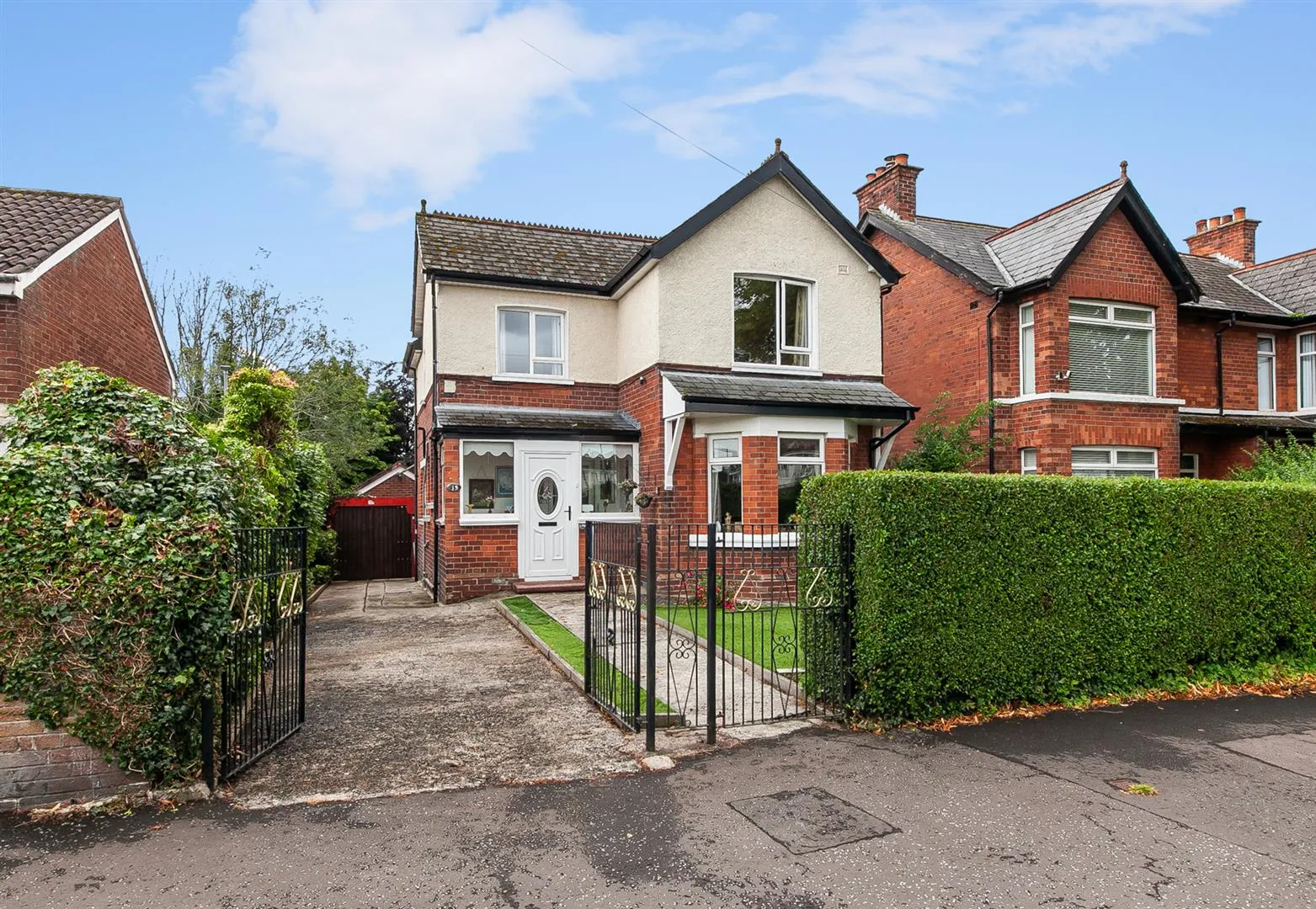 3 bedroom detached for sale at 19 Westland Drive Belfast BT14 6NG