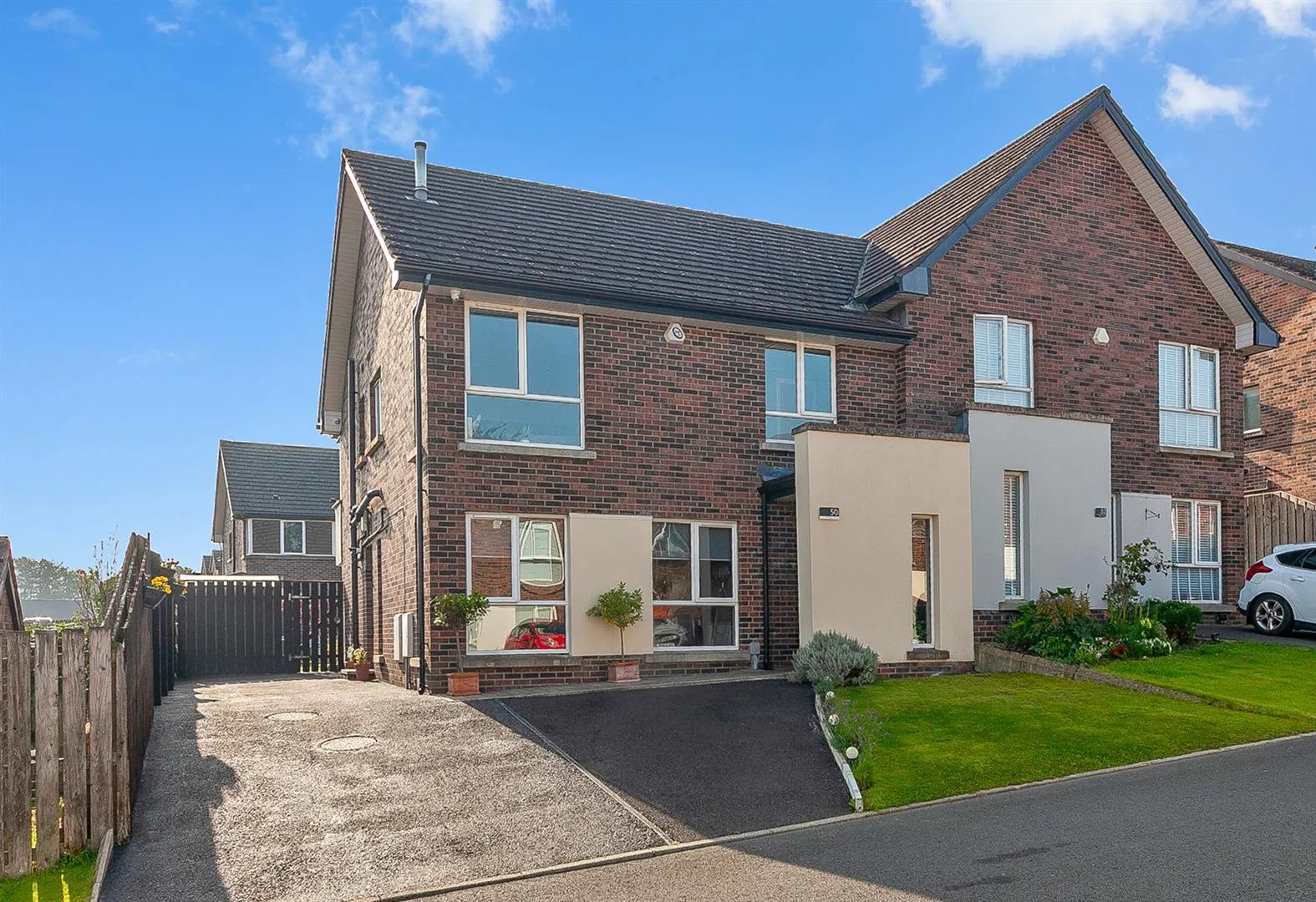 4 bedroom semi-detached for sale at 50 Rogan Wood Newtownabbey BT36 4BG