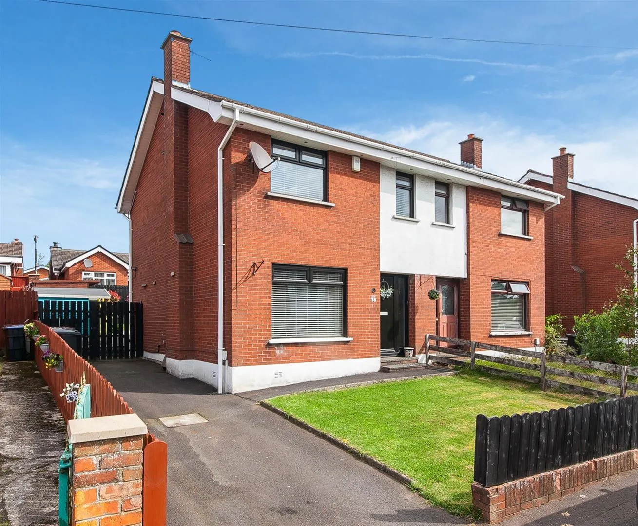 3 bedroom semi-detached for sale at 38 Archvale Park Newtownabbey BT36 6LL