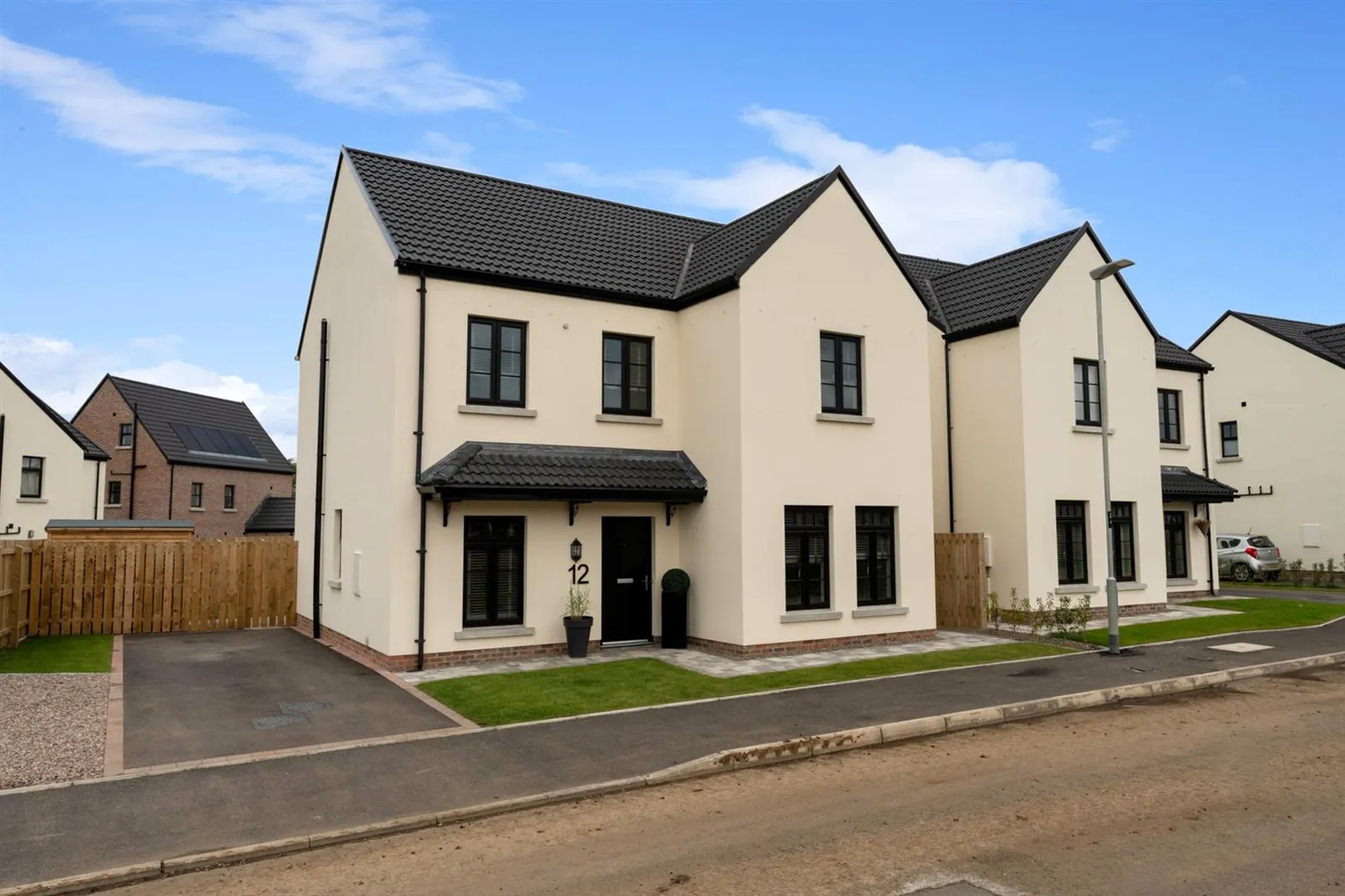 5 bedroom detached for sale at 12 Cloughan View Crescent Ballyclare BT39 8AF