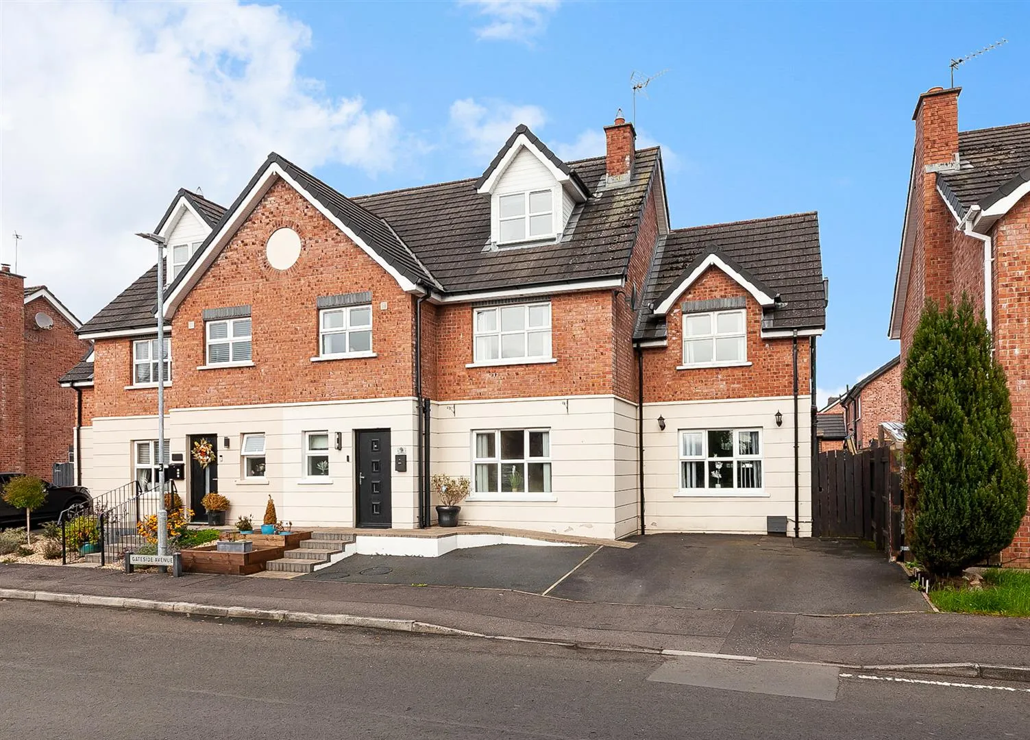 4 bedroom semi-detached for sale at 9 Gateside Avenue Ballyclare BT39 9GS