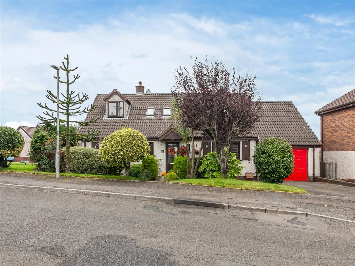 4 bedroom detached for sale at 11 Sherwood Parks Newtownabbey BT36 5FY