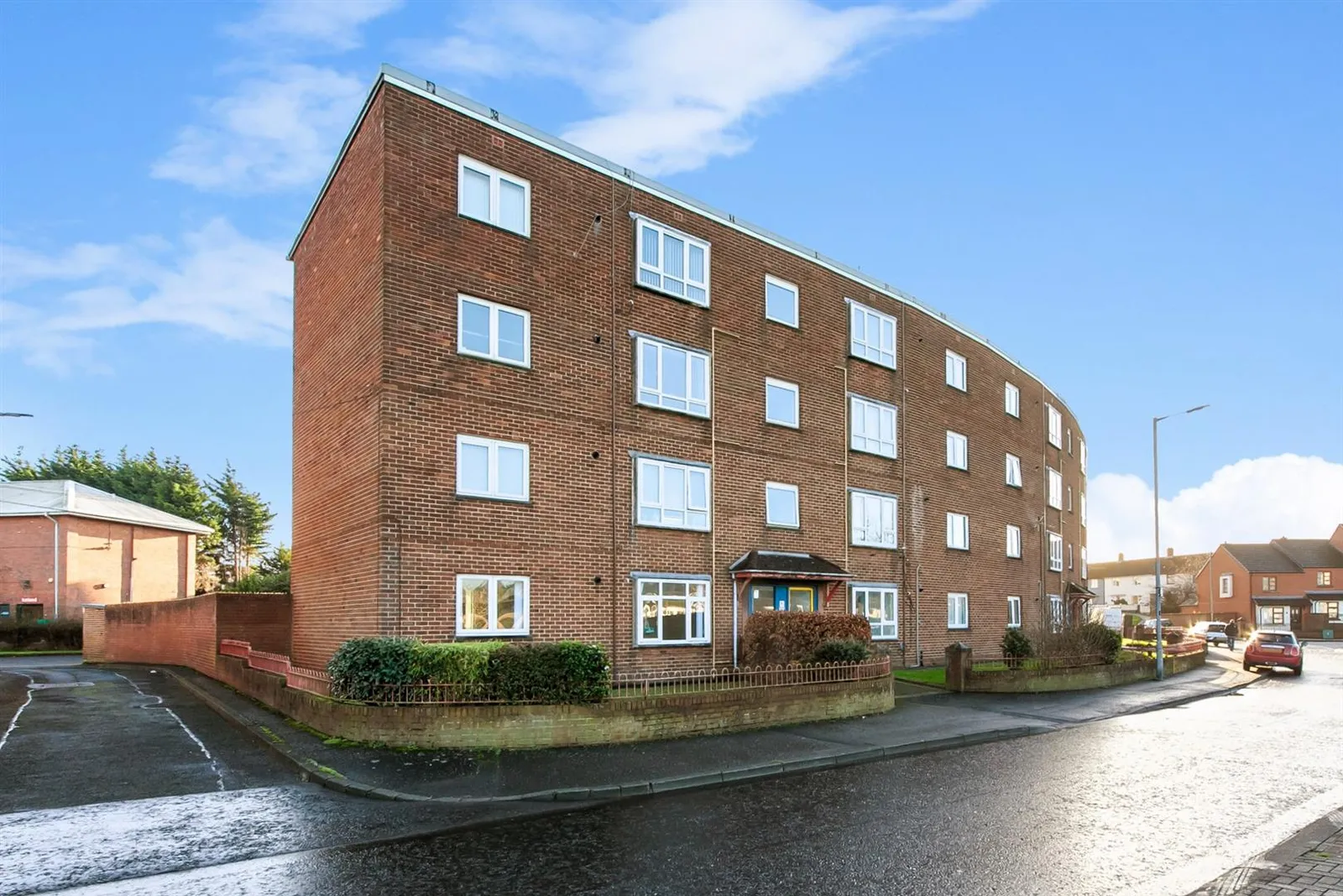 2 bedroom apartment to rent at 7B Ardmillan Drive Newtownabbey BT37 9AZ