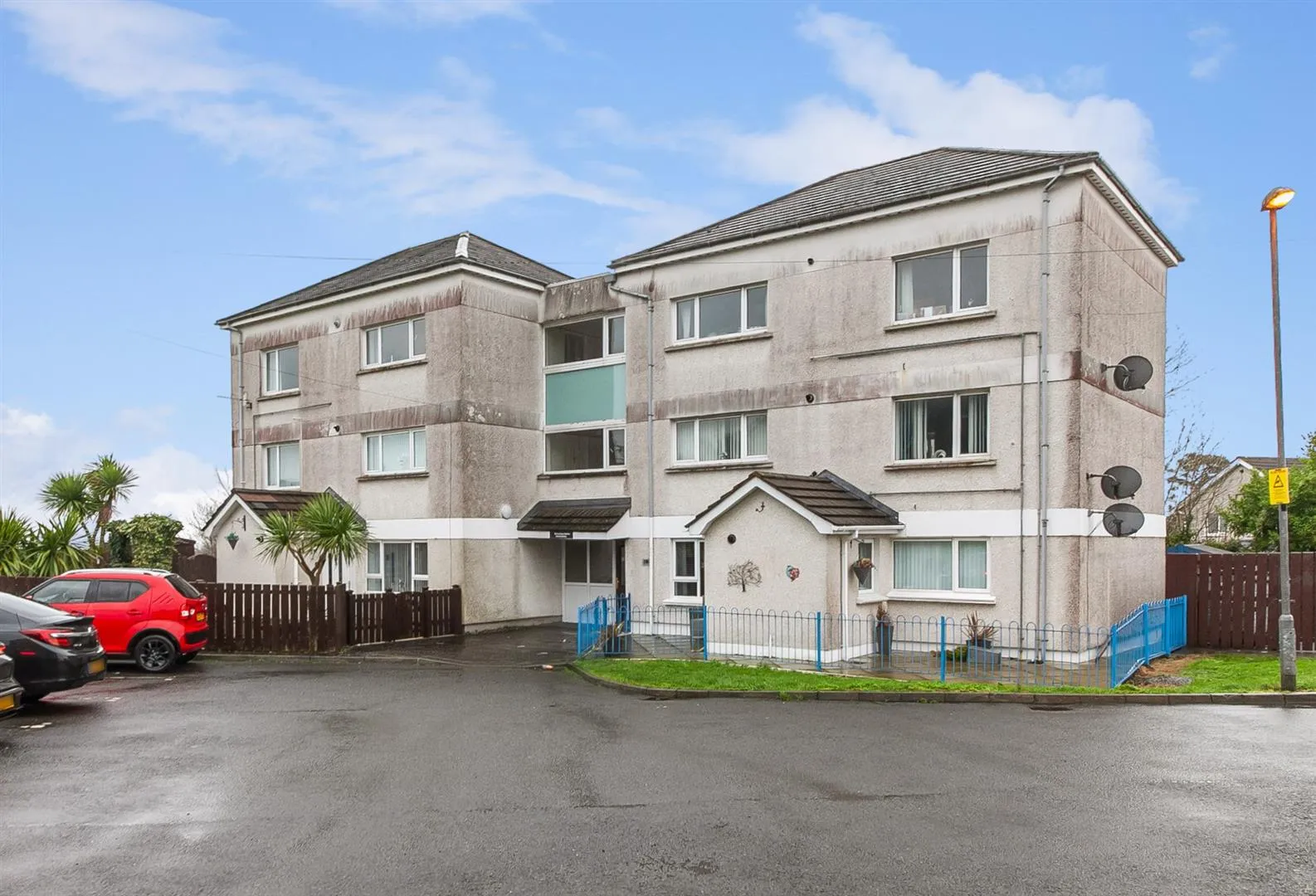 2 bedroom apartment for sale at 3A Glanroy House Coolshannagh Park Newtownabbey BT37 9LB
