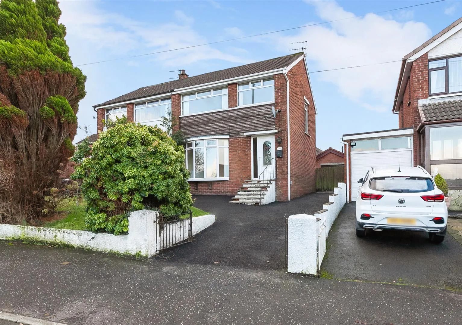 3 bedroom semi-detached for sale at 35 Beverley Road Newtownabbey BT36 6QD