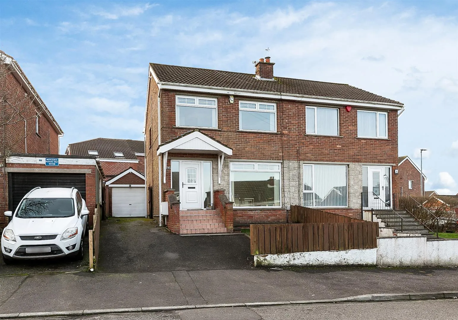 3 bedroom semi-detached for sale at 90 Burnthill Road Newtownabbey BT36 5HF