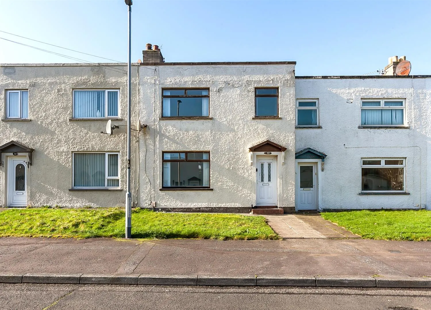 3 bedroom terraced to rent at 32 Abbots Gardens Newtownabbey BT37 9RA