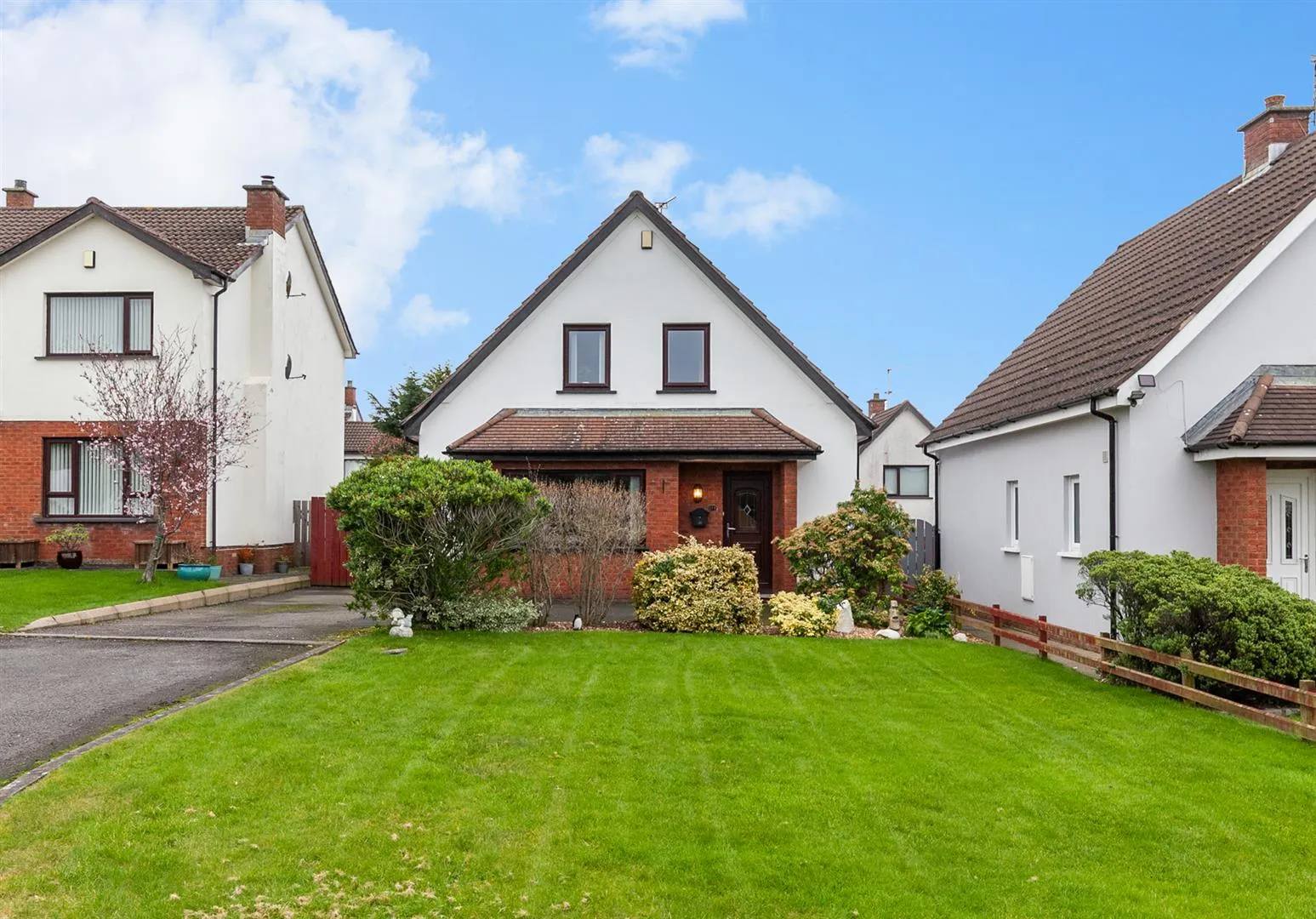 4 bedroom detached for sale at 153 Broadlands Carrickfergus BT38 7BA
