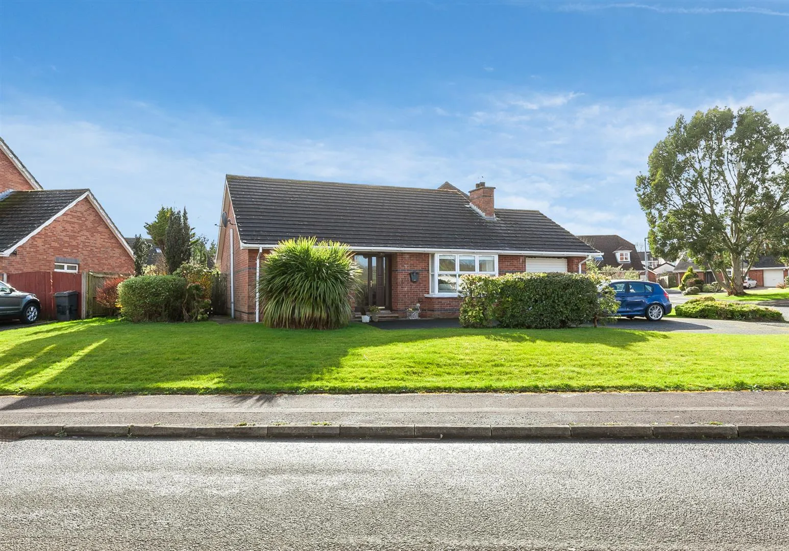 3 bedroom detached for sale at 42 Brackenridge Carrickfergus BT38 8FW
