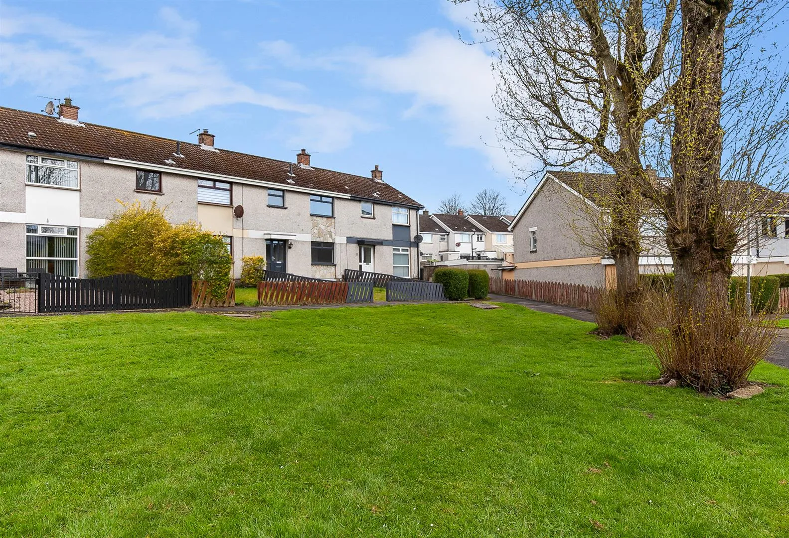 3 bedroom terraced for sale at 15 Birchmount Newtownabbey BT36 5NE