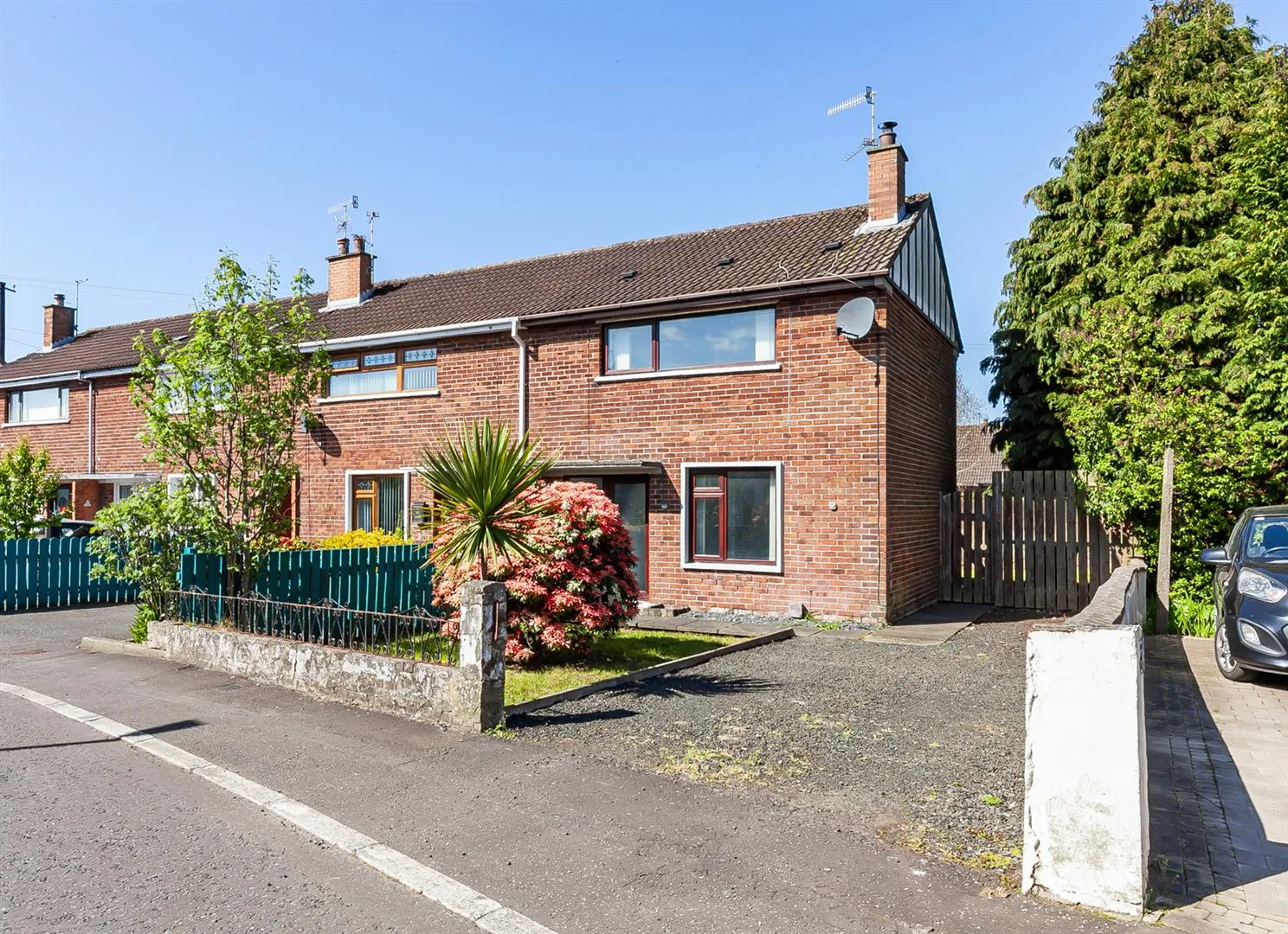 2 bedroom end terrace to rent at 48 Coronation Crescent Carrickfergus BT38 7HB