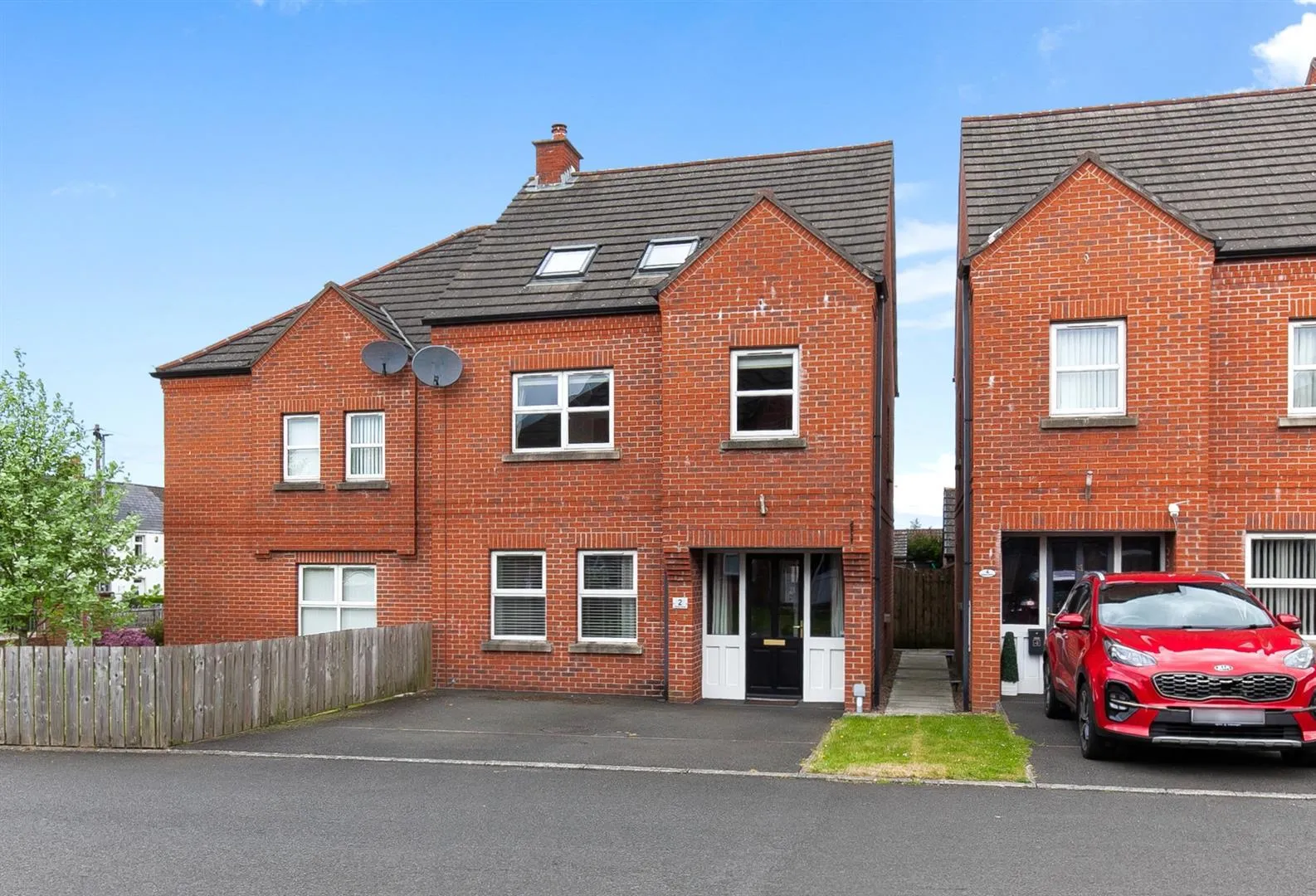 3 bedroom semi-detached for sale at 2 Jubilee Drive Ballyclare BT39 9LA