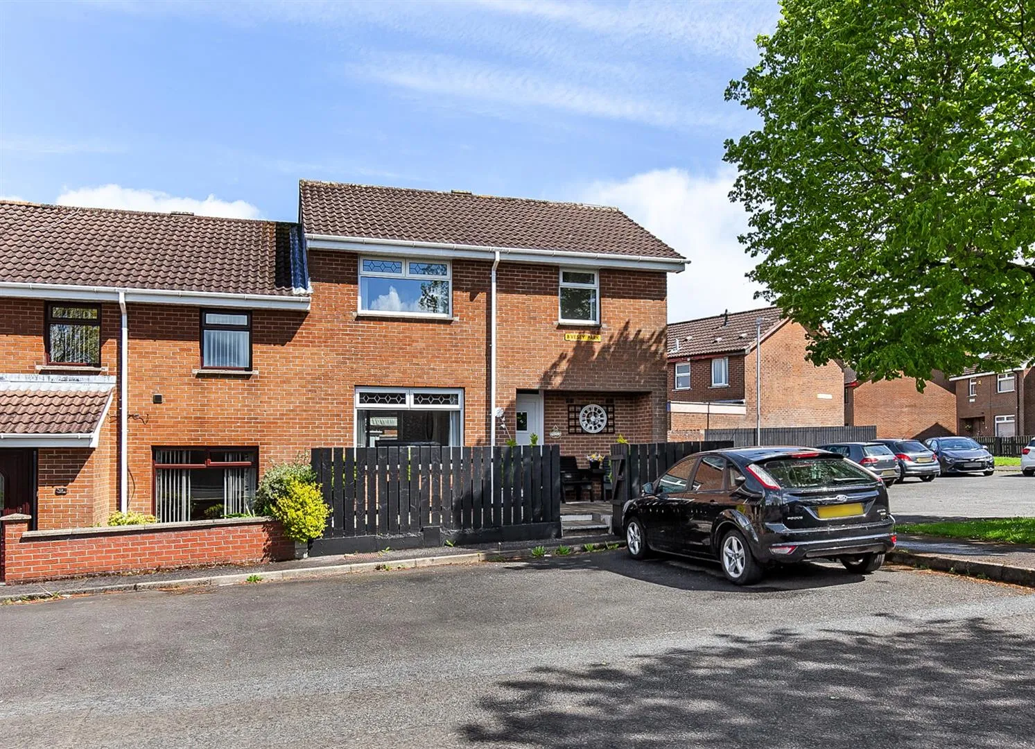 3 bedroom end terrace for sale at 28 Ballyvesey Park Newtownabbey BT36 5XG