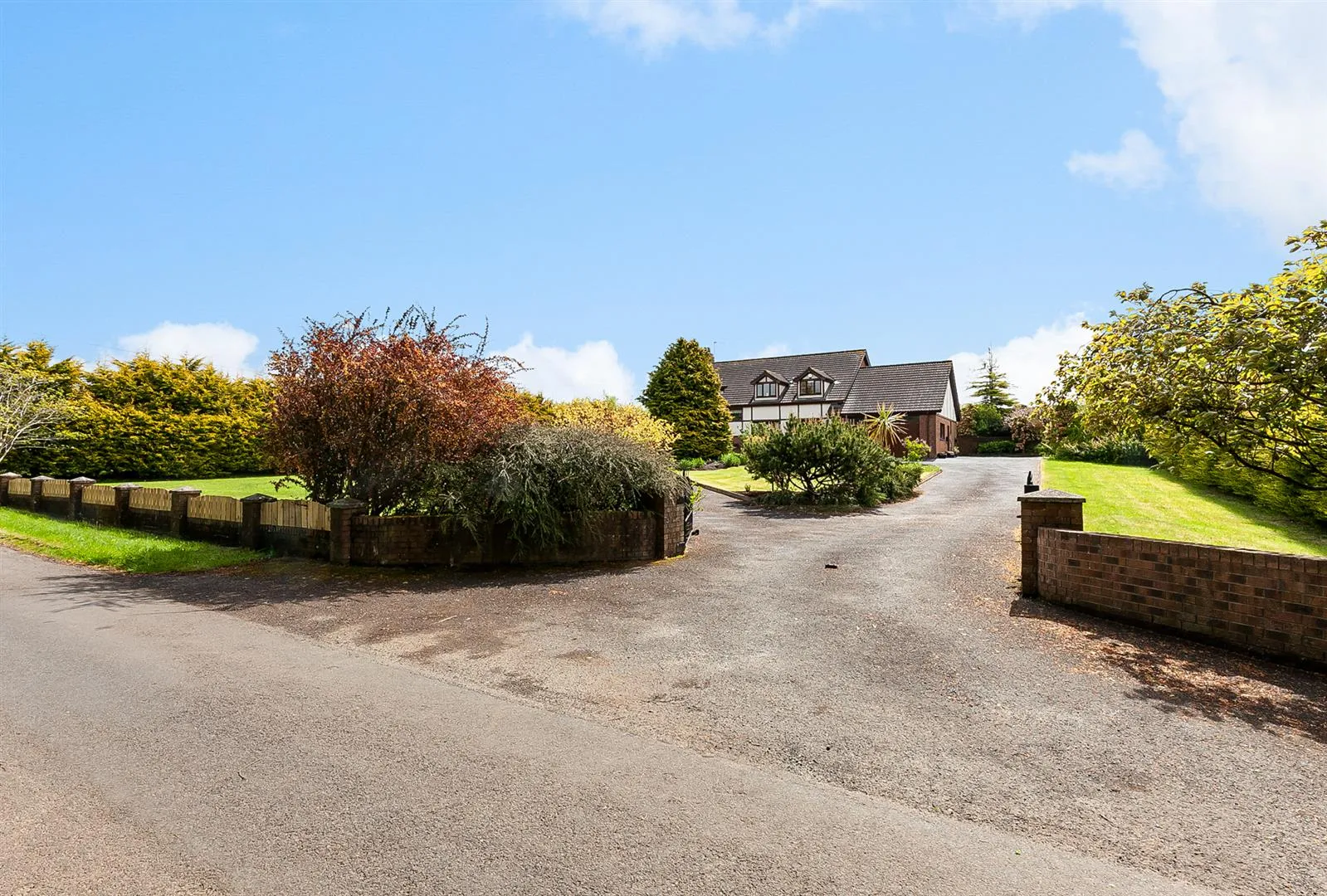 4 bedroom detached for sale at 15 Legaloy Road Ballyclare BT39 9PS