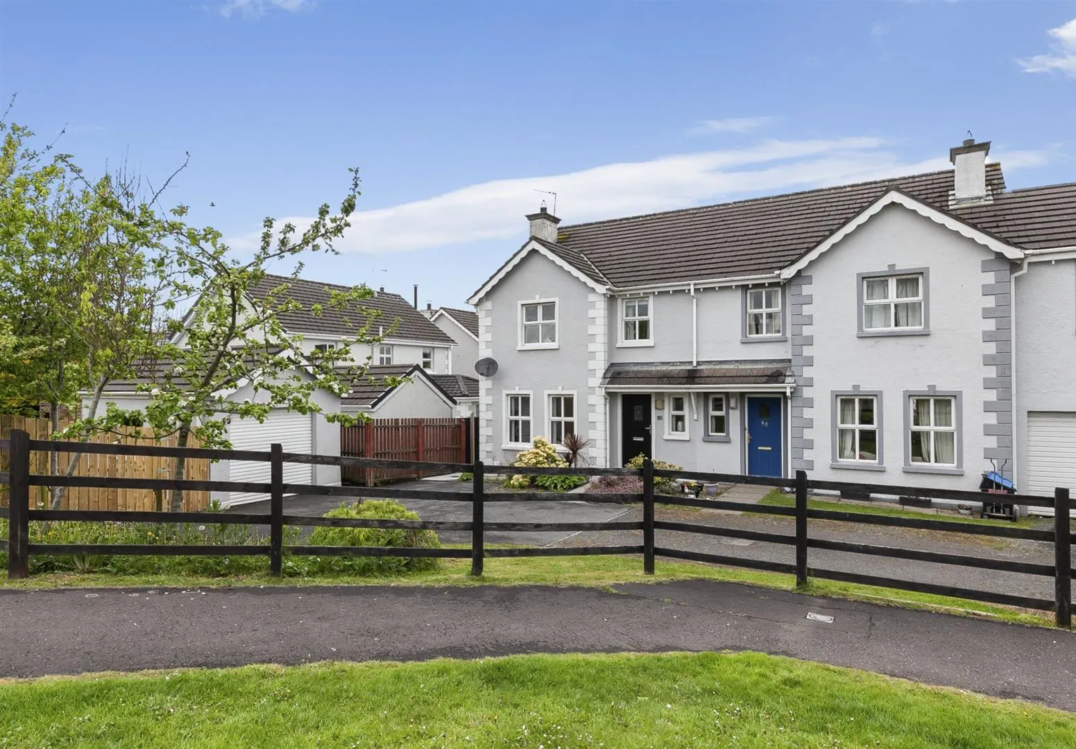 3 bedroom semi-detached to rent at 56 Gateside Manor Ballyclare BT39 9GA