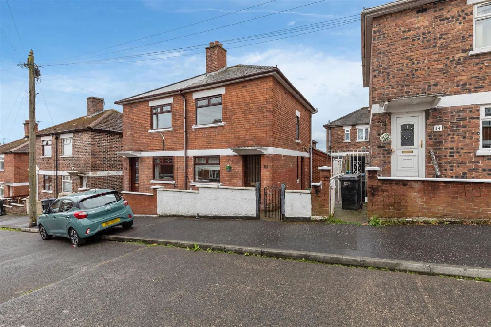 2 bedroom semi-detached for sale at 12 Dhu Varren Park Belfast BT13 3FH