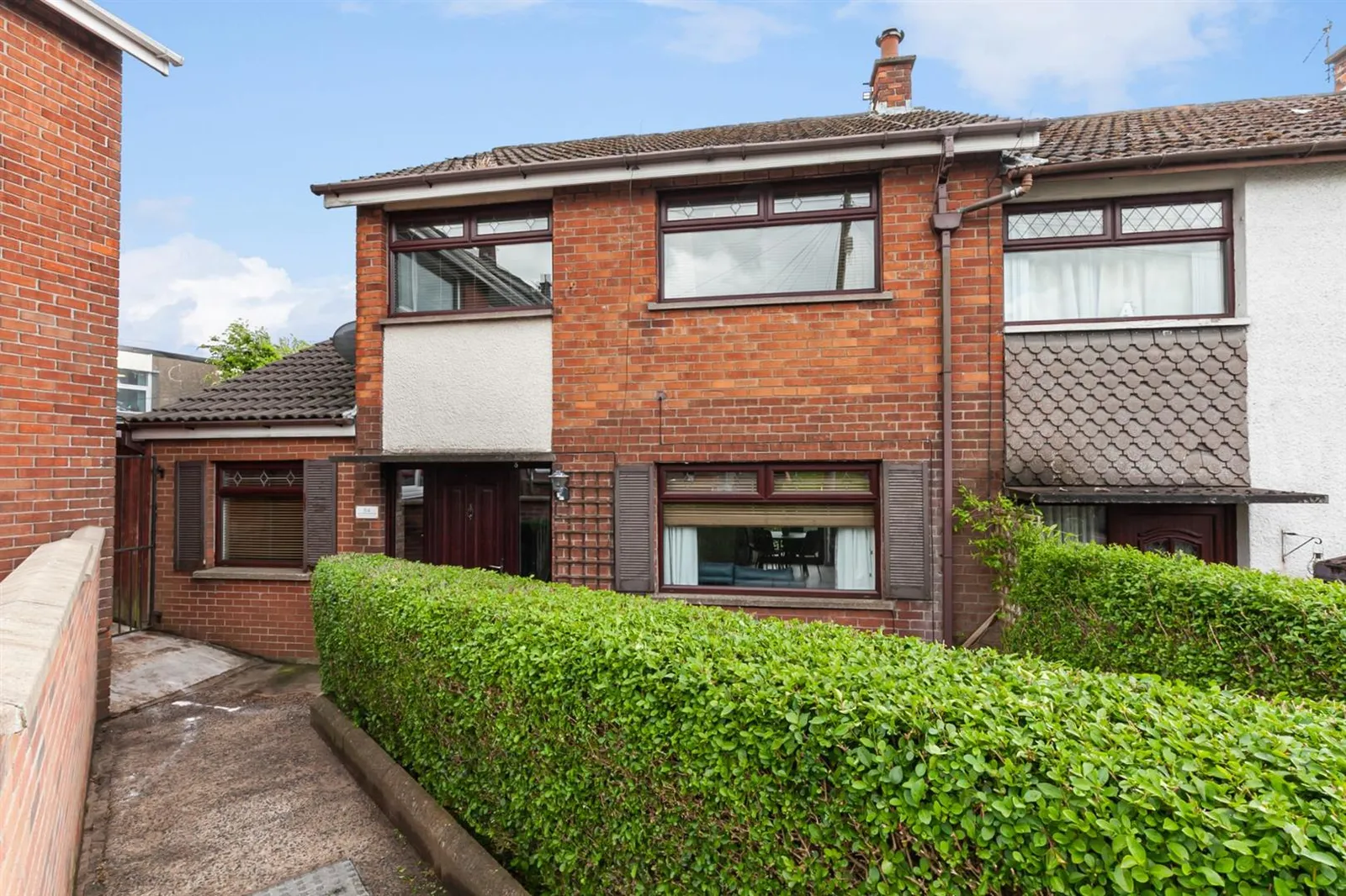 3 bedroom terraced for sale at 84 Queens Avenue Newtownabbey BT36 5HX