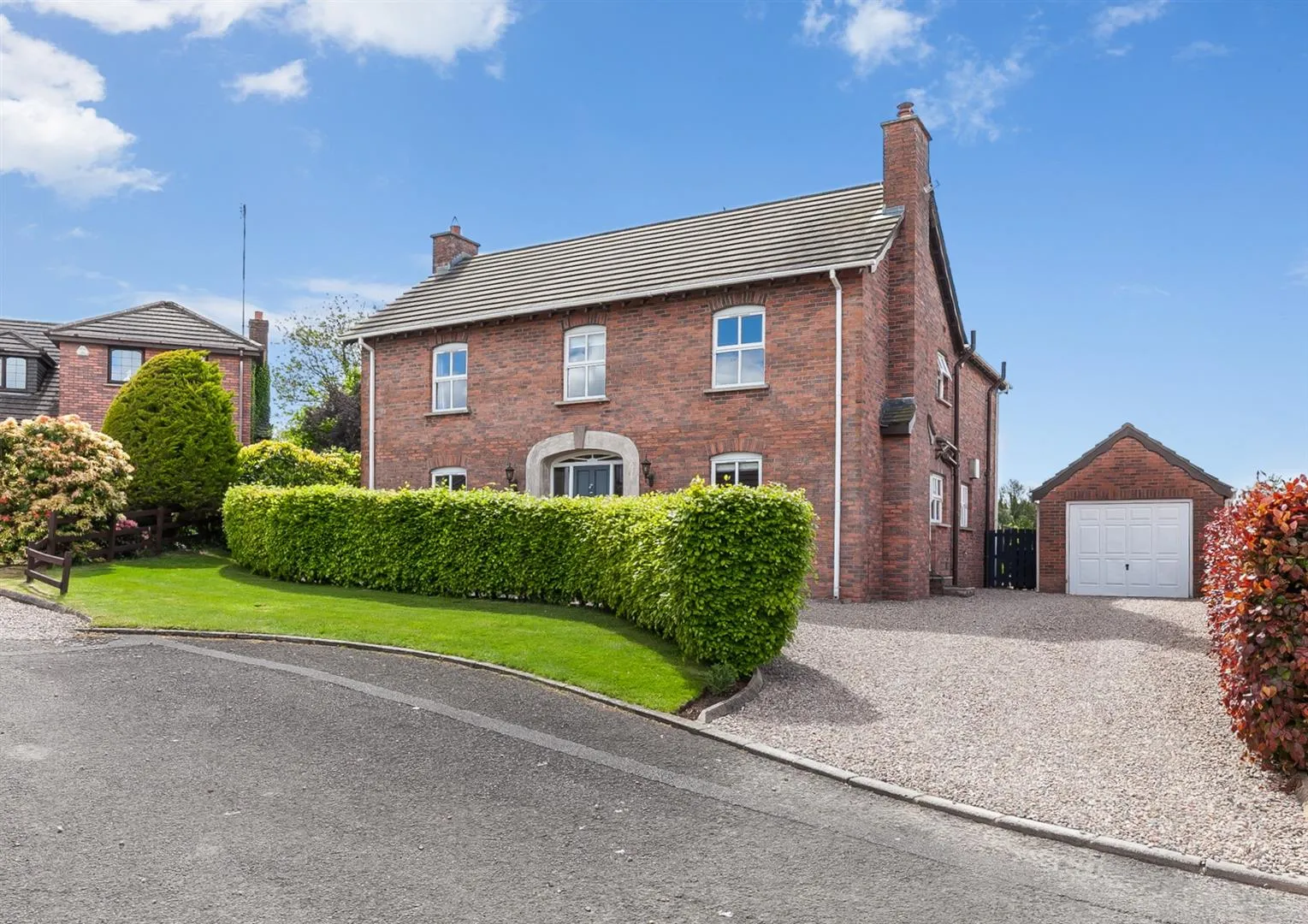 5 bedroom detached for sale at 25 Lylehill Green Templepatrick BT39 0BF