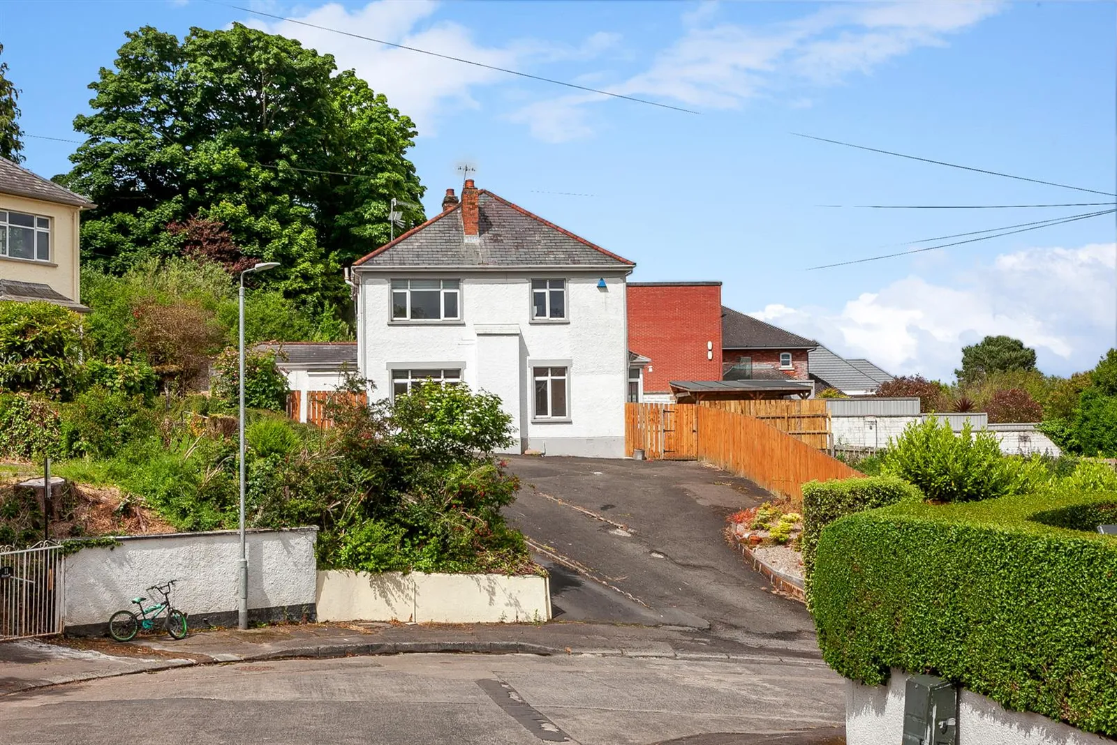 4 bedroom detached for sale at 7 Glencoe Park Newtownabbey BT36 7PT