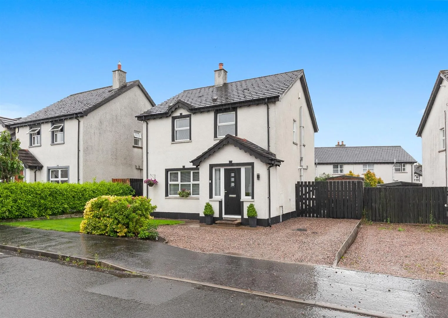 4 bedroom detached for sale at 19 Huntingdale Green Ballyclare BT39 9FL