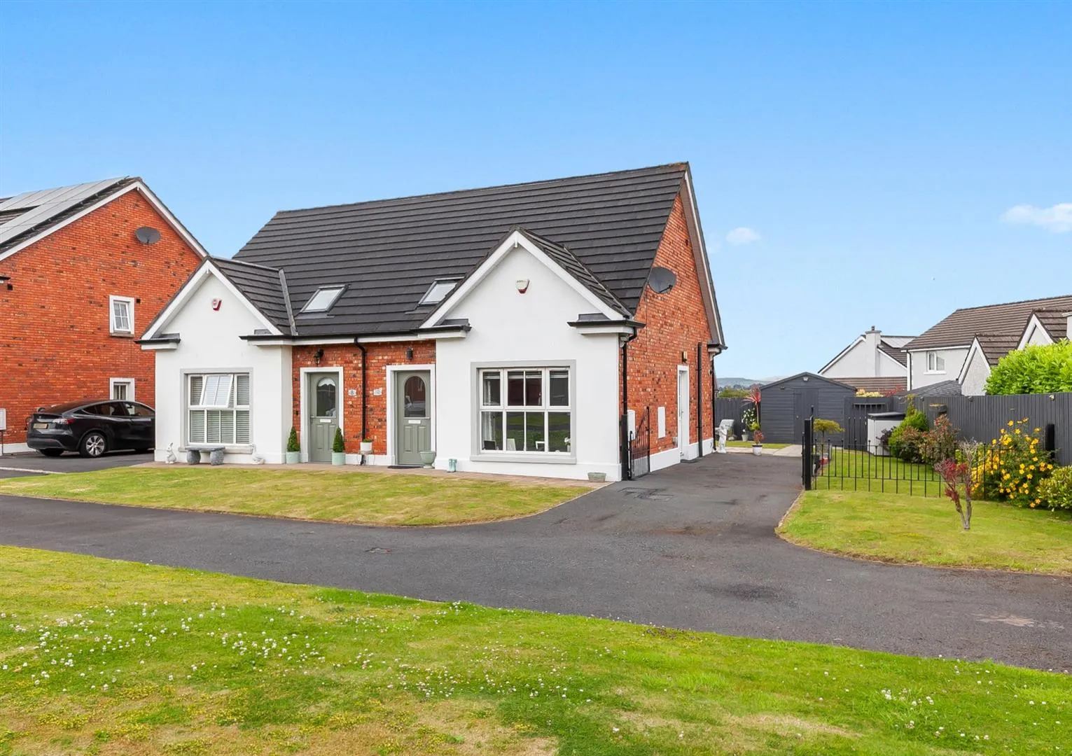 2 bedroom semi-detached for sale at 10 Foxton Court Newtownabbey BT36 5FT