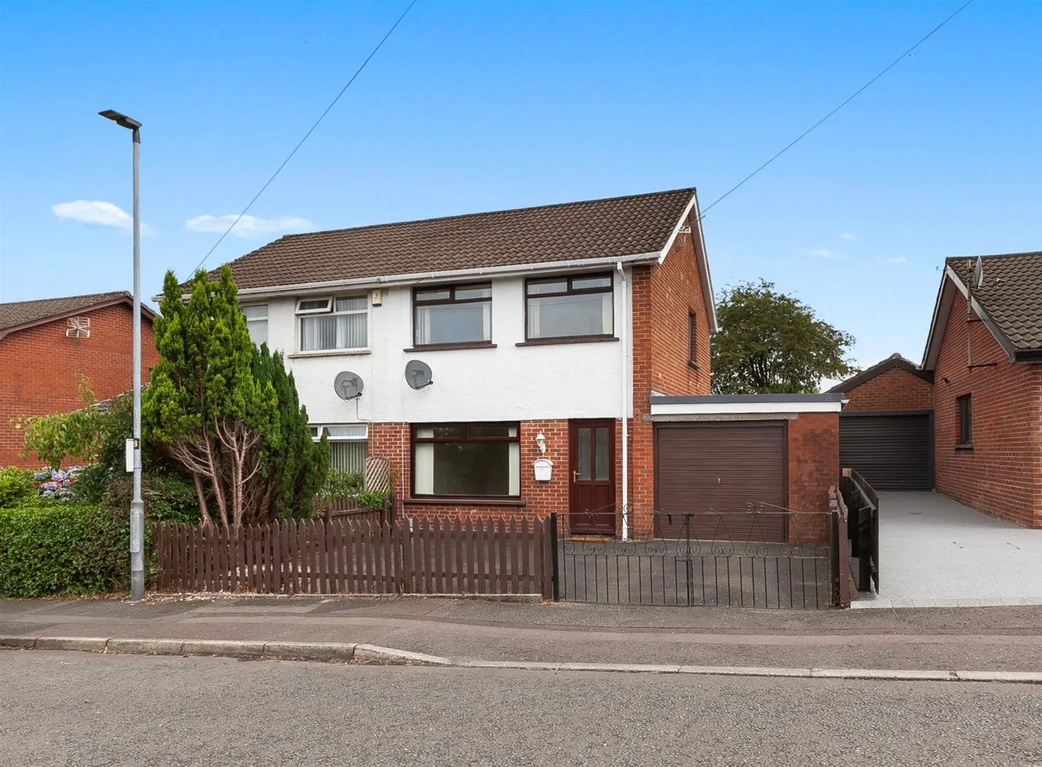 3 bedroom semi-detached to rent at 21 Grange Valley Drive Ballyclare BT39 9HB