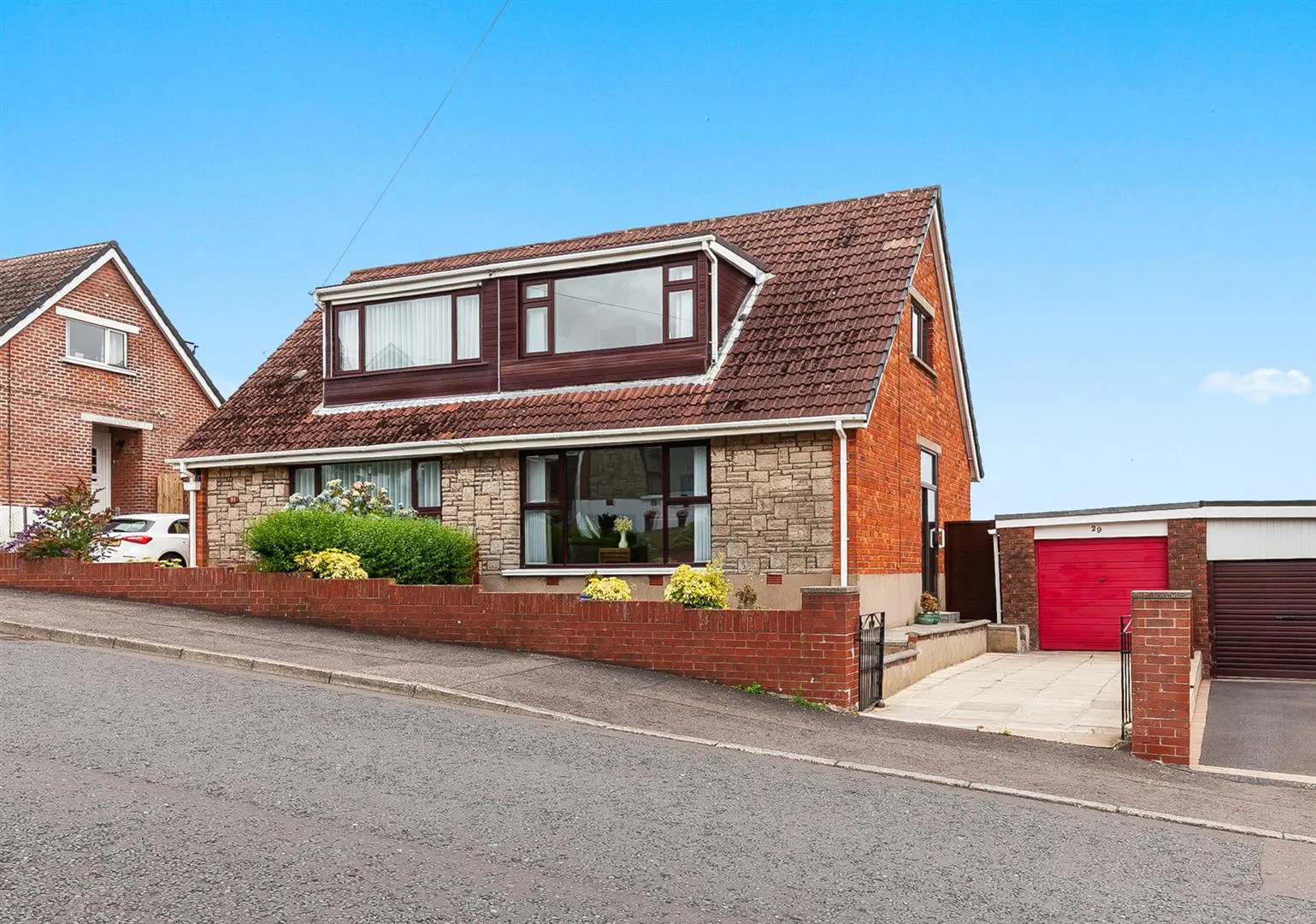 3 bedroom semi-detached for sale at 29 Squires Hill Road Belfast BT14 8FJ