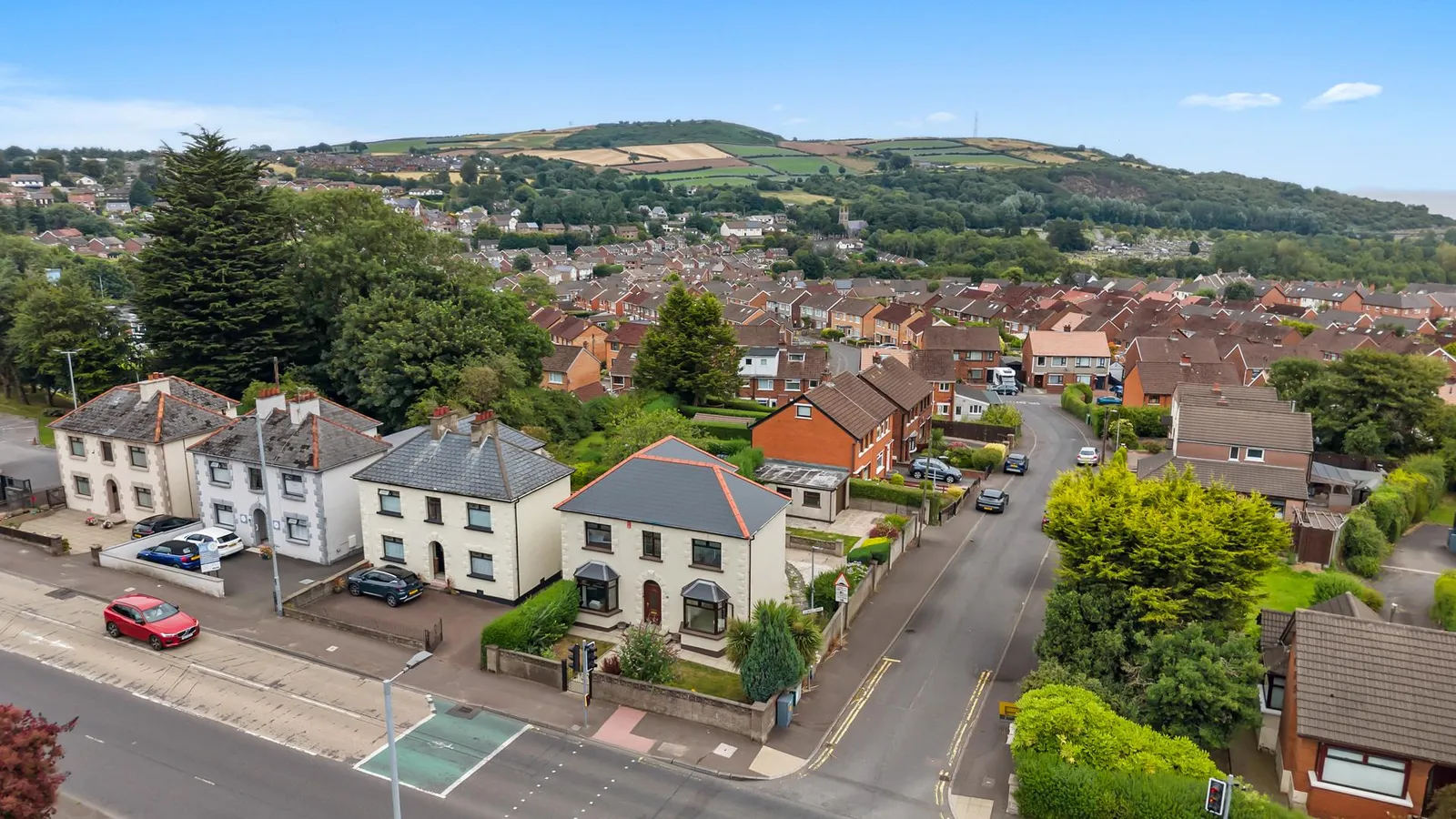 4 bedroom detached for sale at 157 Antrim Road Newtownabbey BT36 7QR