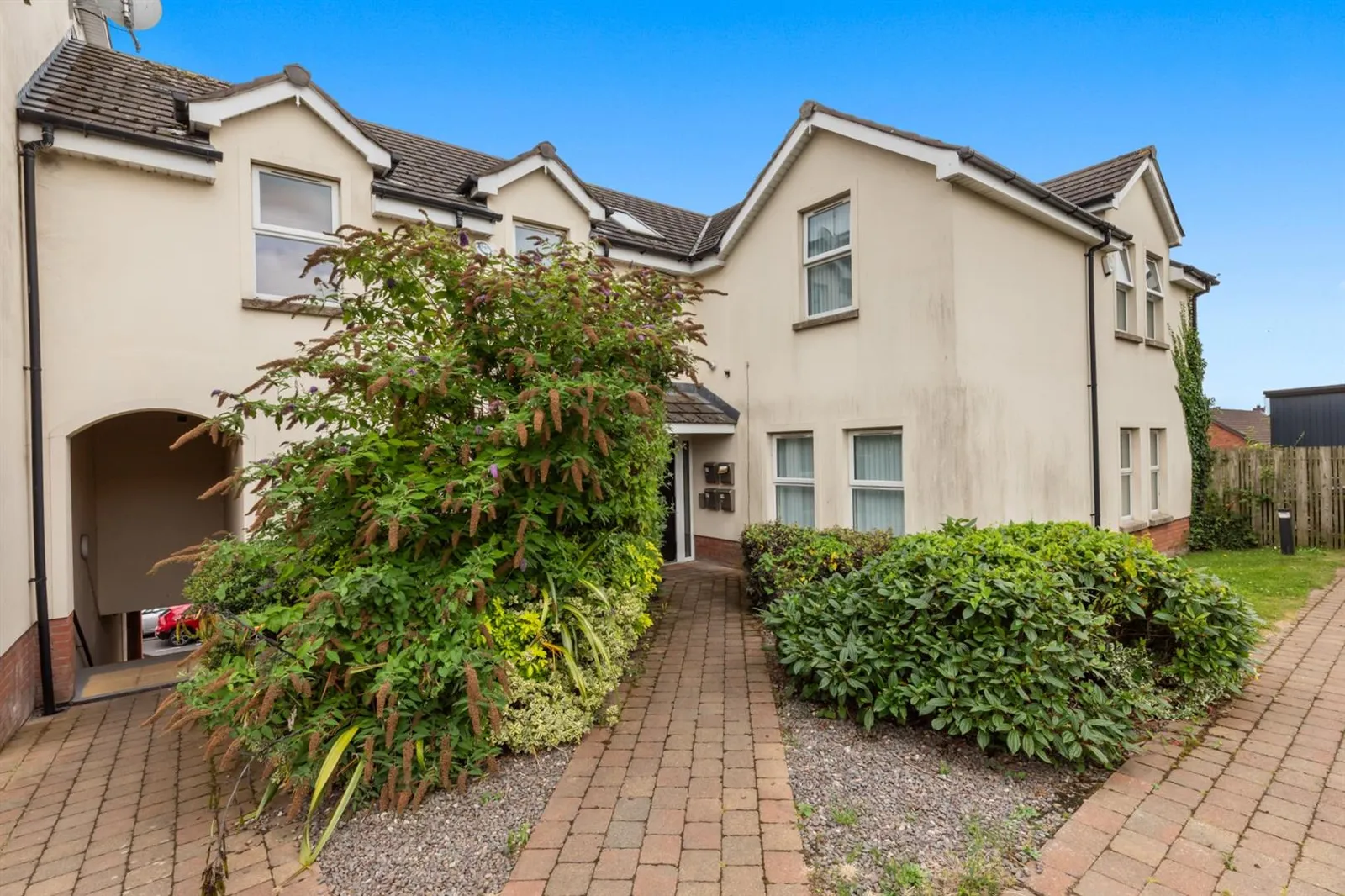 2 bedroom apartment for sale at 27 Loughshore Courtyard Newtownabbey BT37 0ZS