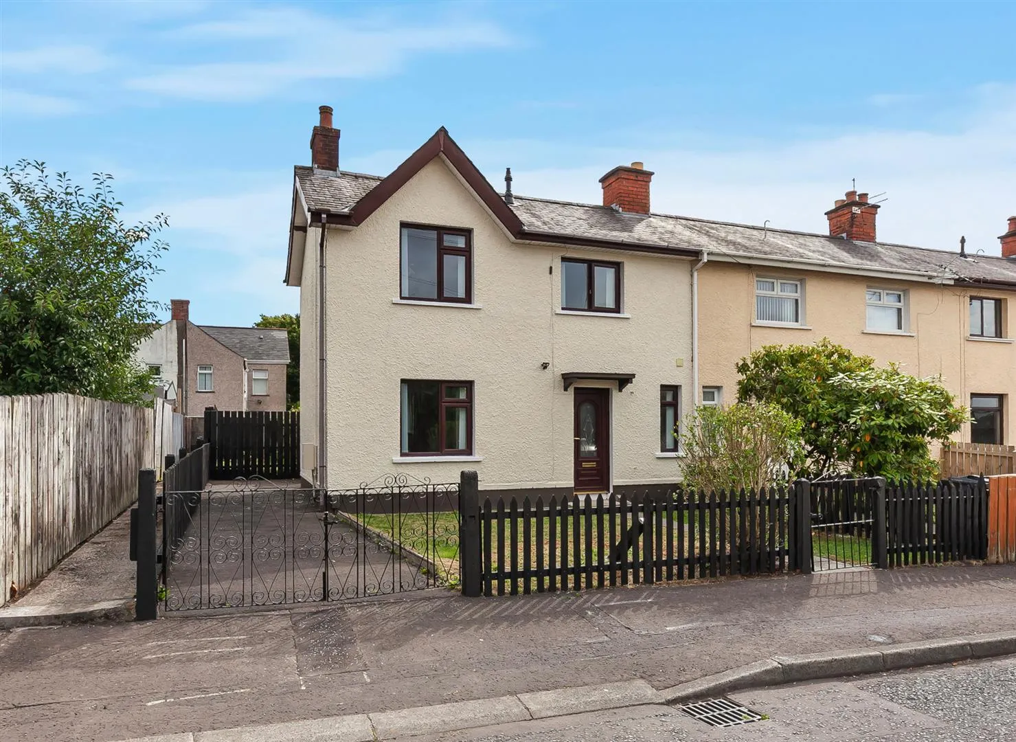 3 bedroom end terrace for sale at 58 Woodvale Drive Belfast BT13 3LP