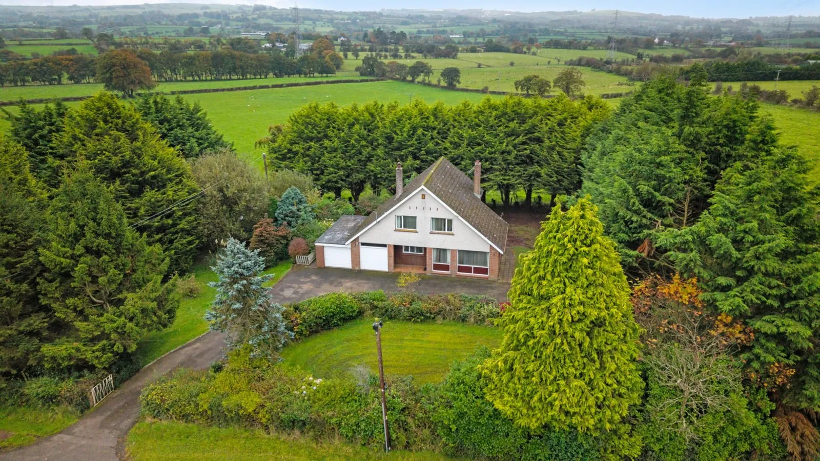 3 bedroom detached for sale at 17 Ballyhill Road Crumlin BT29 4TN