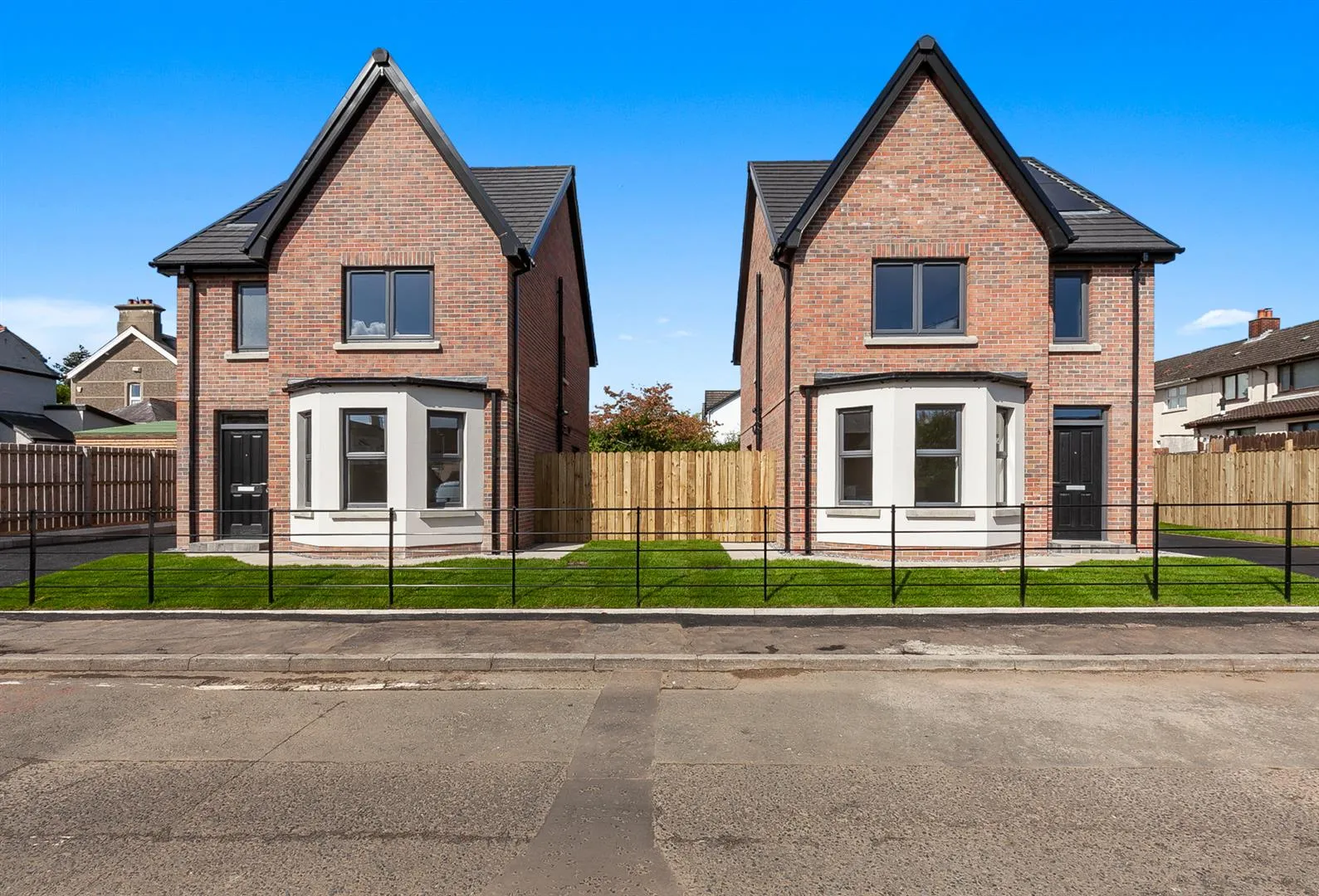 3 bedroom detached for sale at 58 Charles Drive Ballyclare BT39 9BX